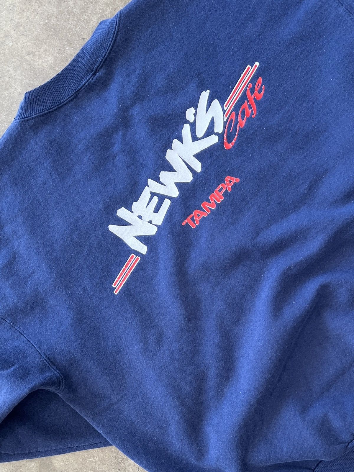 Vintage Vintage Bud Light Newk's Cafe Tampa Vacation Tee Large Size US L / EU 52-54 / 3 - 4 Thumbnail