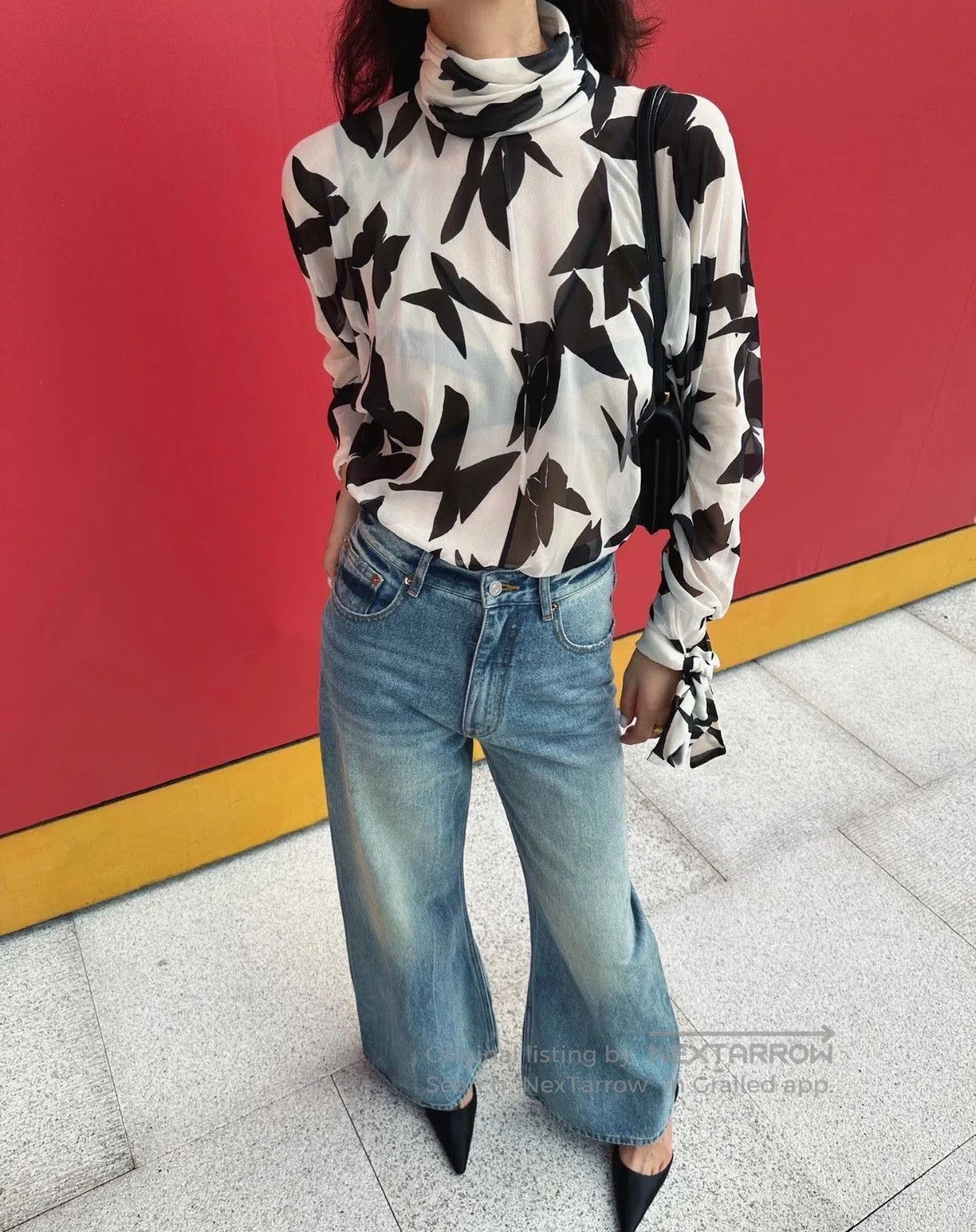 Saint Laurent Paris Saint Laurent Women's Leaf-Patterned Blouse. Size XS / US 0-2 / IT 36-38 - 4 Thumbnail