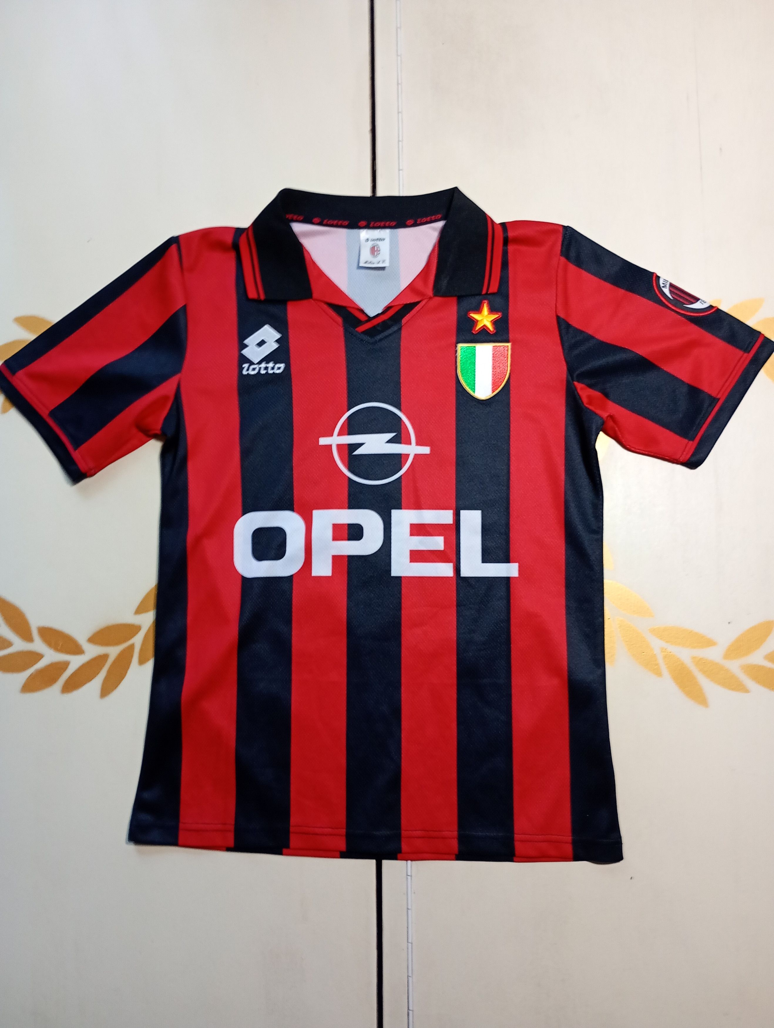 Vintage Milan Jersey 18 Baggio 1995-1996 Size US S / EU 44-46 / 1 - 3 Thumbnail