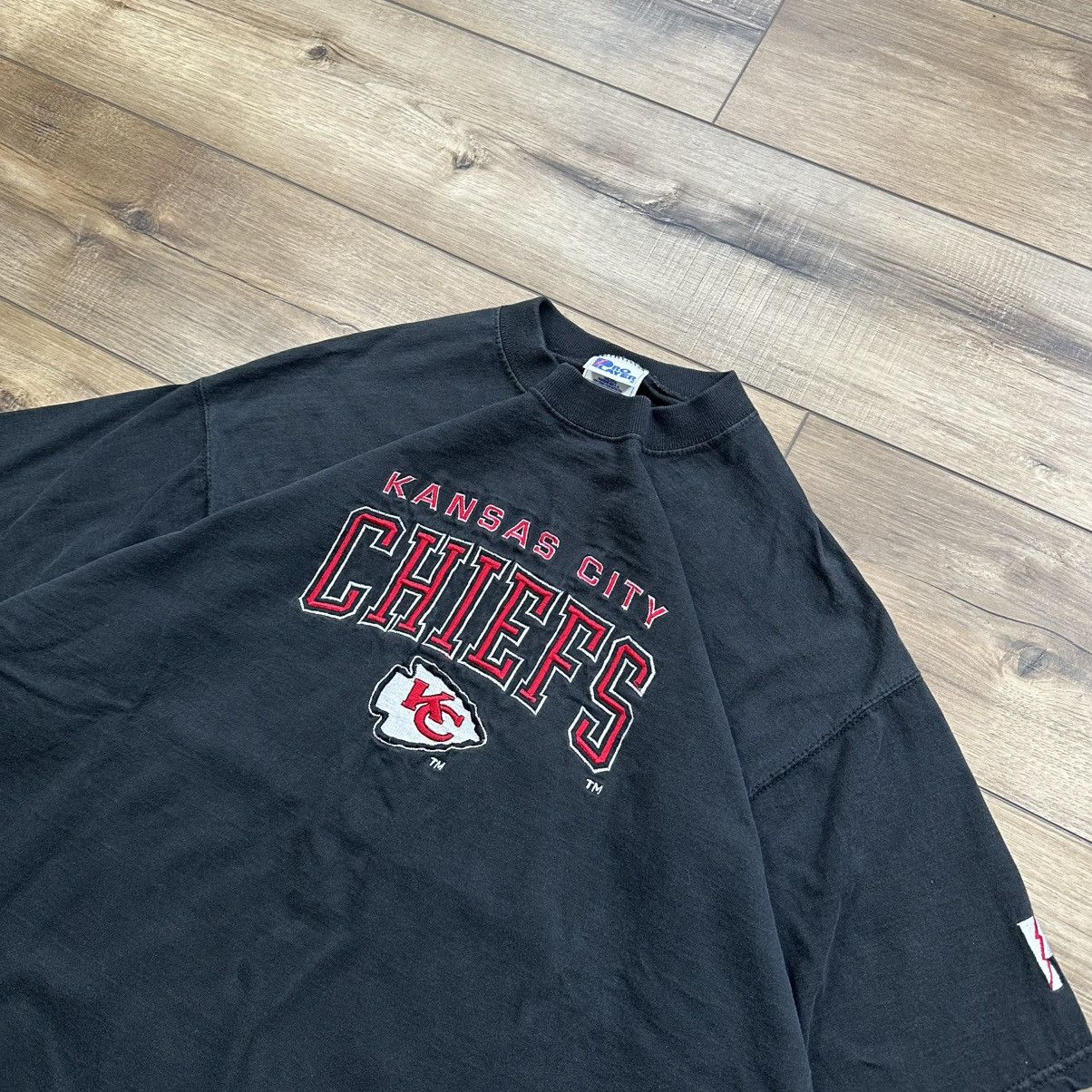 Pro Player Vintage 90s Pro Player Kansas City Chiefs Embroidered Tee Size US XXL / EU 58 / 5 - 3 Thumbnail