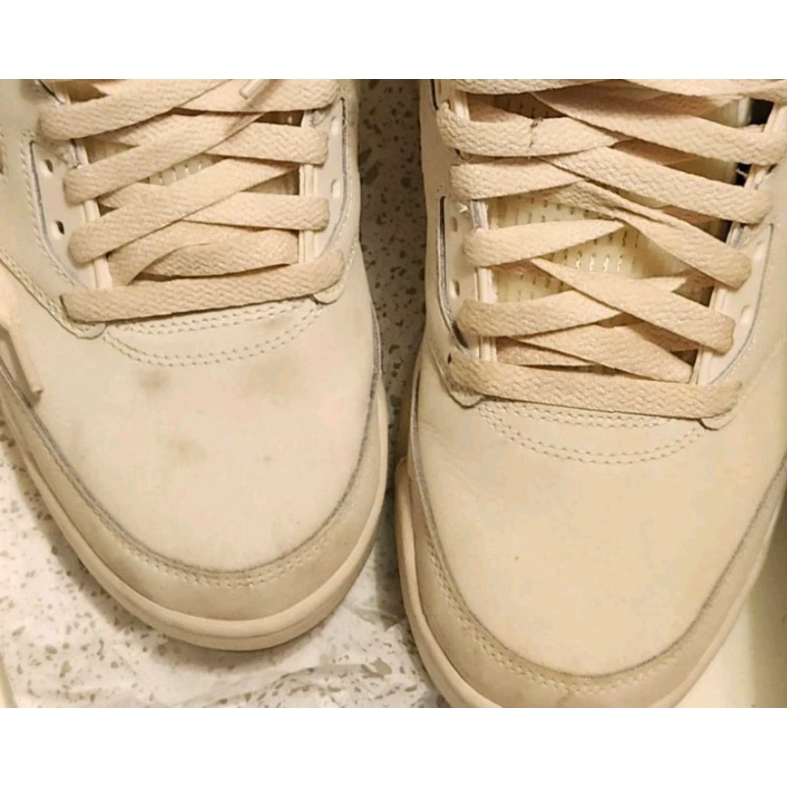 Nike Nike Men Air Jordan 5 Retro SE Sneakers Size 8.5 Gray Suede Rubber Lace Up Athletic Size US 8 / EU 41 - 3 Thumbnail