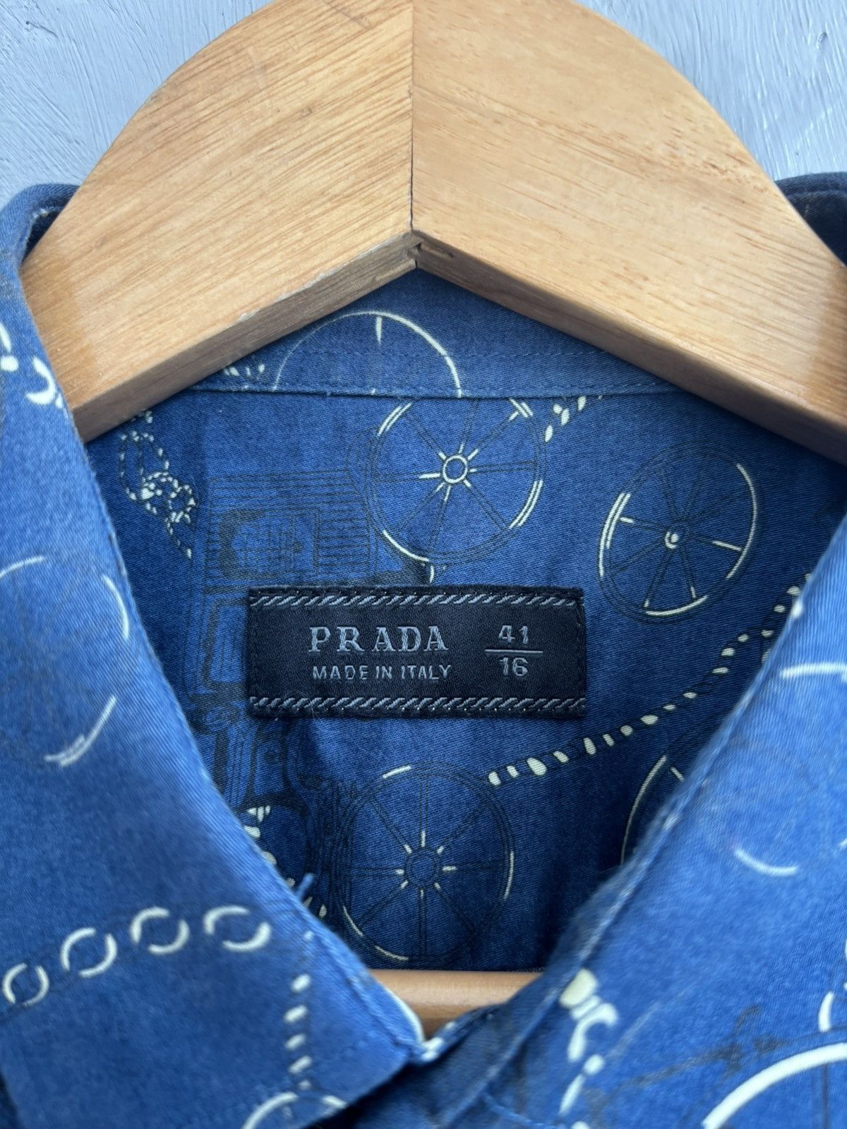 Prada Prada SS2014 embroidery button up shirt Size US M / EU 48-50 / 2 - 6 Thumbnail