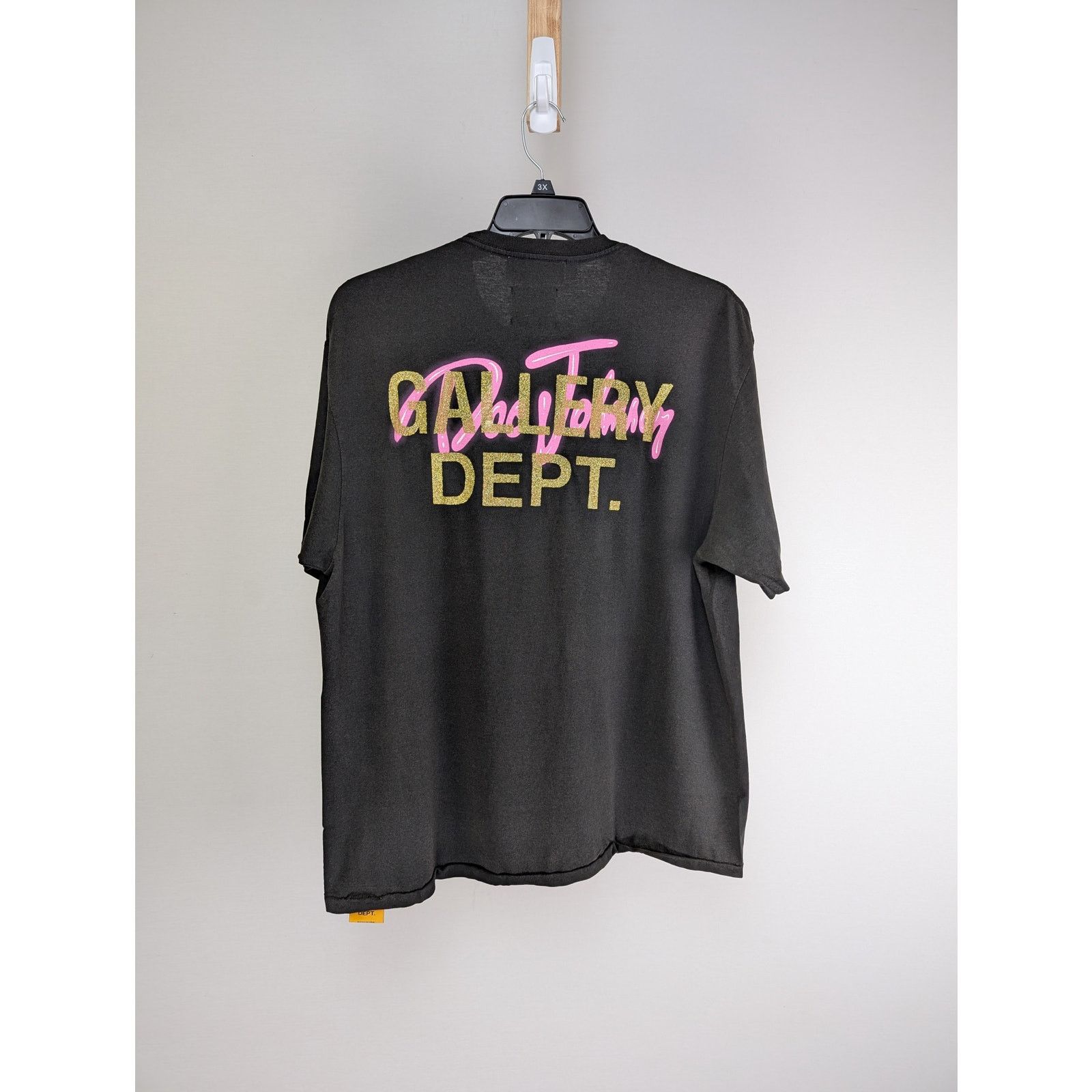 Gallery Dept. o1rshd1 Q:3 / Body Cocktails Tee T-Shirt in Black Size US XL / EU 56 / 4 - 5 Thumbnail