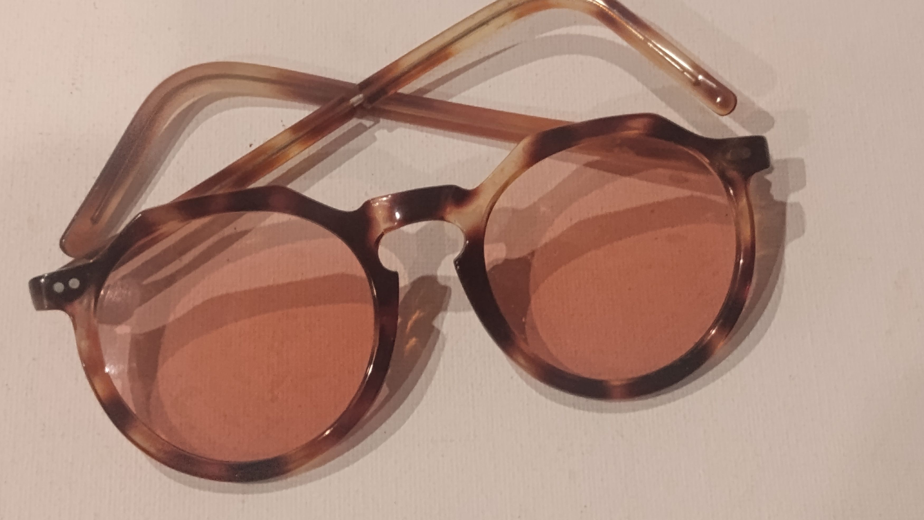 Other Rare Faux Tortoise Eyeglasses Rose Lenses Keyhole bridge NOS Size ONE SIZE - 1 Thumbnail