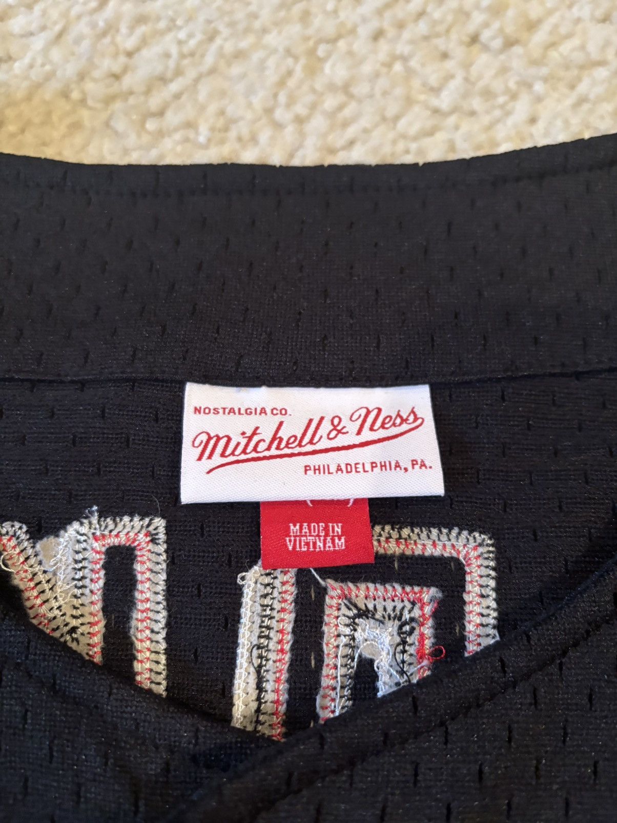 Mitchell & Ness Cincinnati Reds Barry Larkin Batting Practice Jersey Size US XL / EU 56 / 4 - 2 Thumbnail