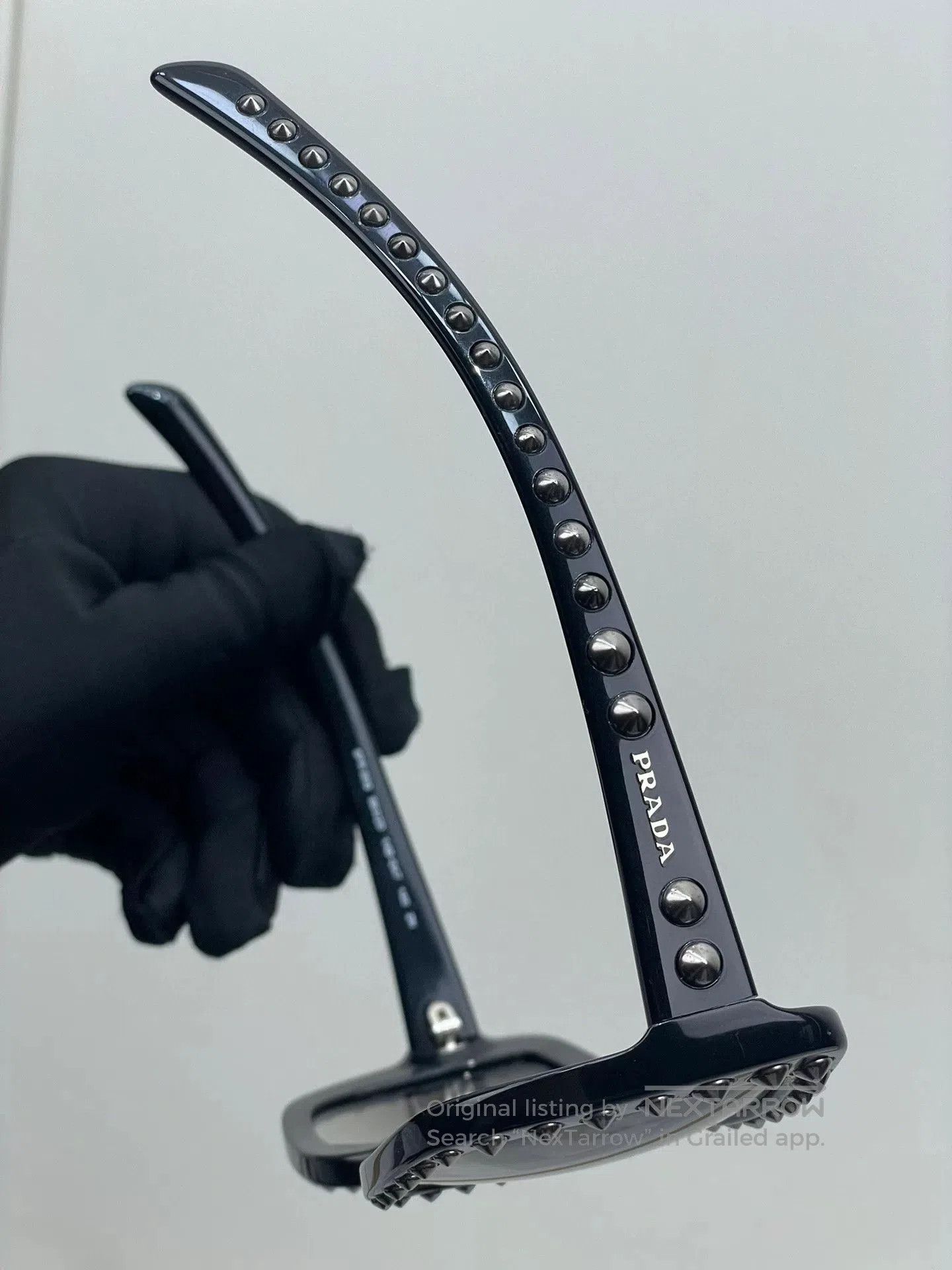Prada PRADA Studded Sunglasses. Size ONE SIZE - 6 Thumbnail