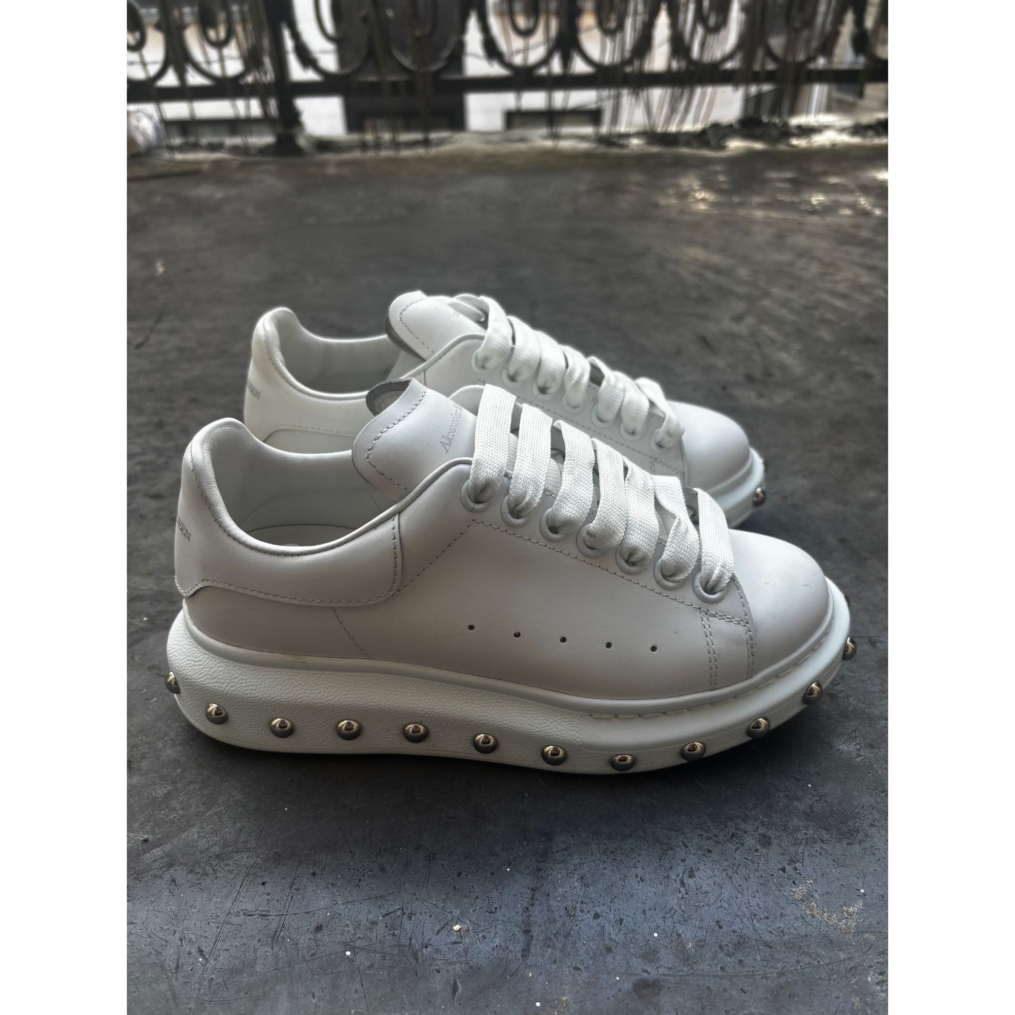 Alexander McQueen Alexander McQueen "Larry" - Studded Silver Sole - EU 36 Size US 6 / IT 36 - 7 Thumbnail