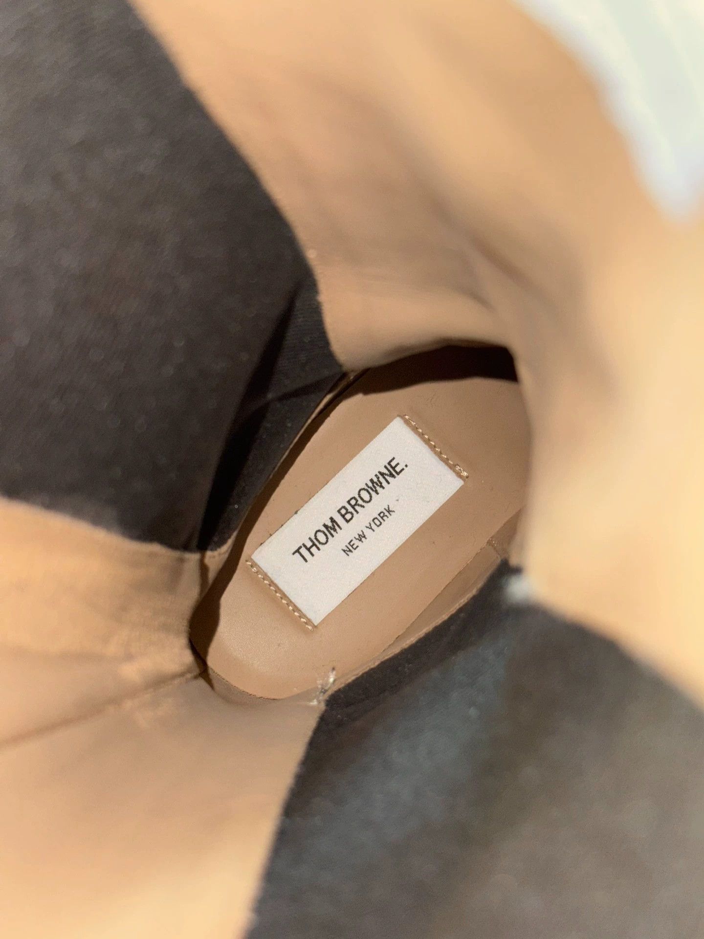 Thom Browne Thom Browne 4-Stripe Pebble Leather Chelsea Tall 37 Size US 6.5 / IT 36.5 - 6 Thumbnail