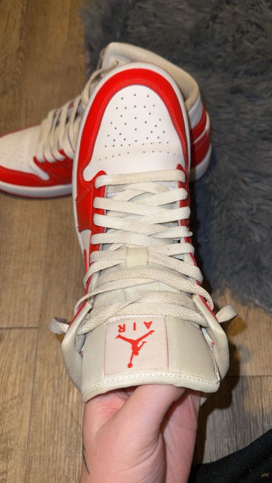 Jordan Brand Air Jordan 1 mid Syracuse (womens) Size US 8 / IT 38 - 3 Thumbnail