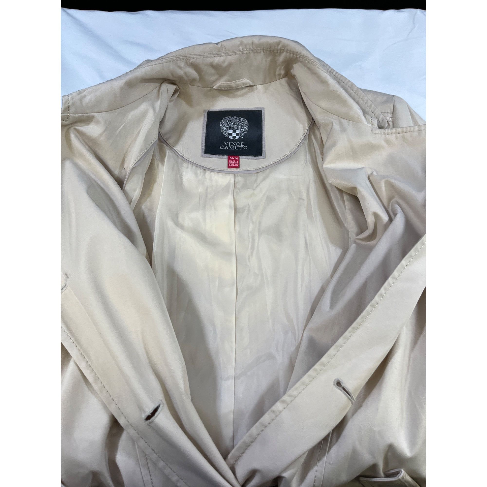 Vince Camuto Vince Camuto Womens Biege Trench Coat Size M SKU 6680 Size M / US 6-8 / IT 42-44 - 4 Thumbnail