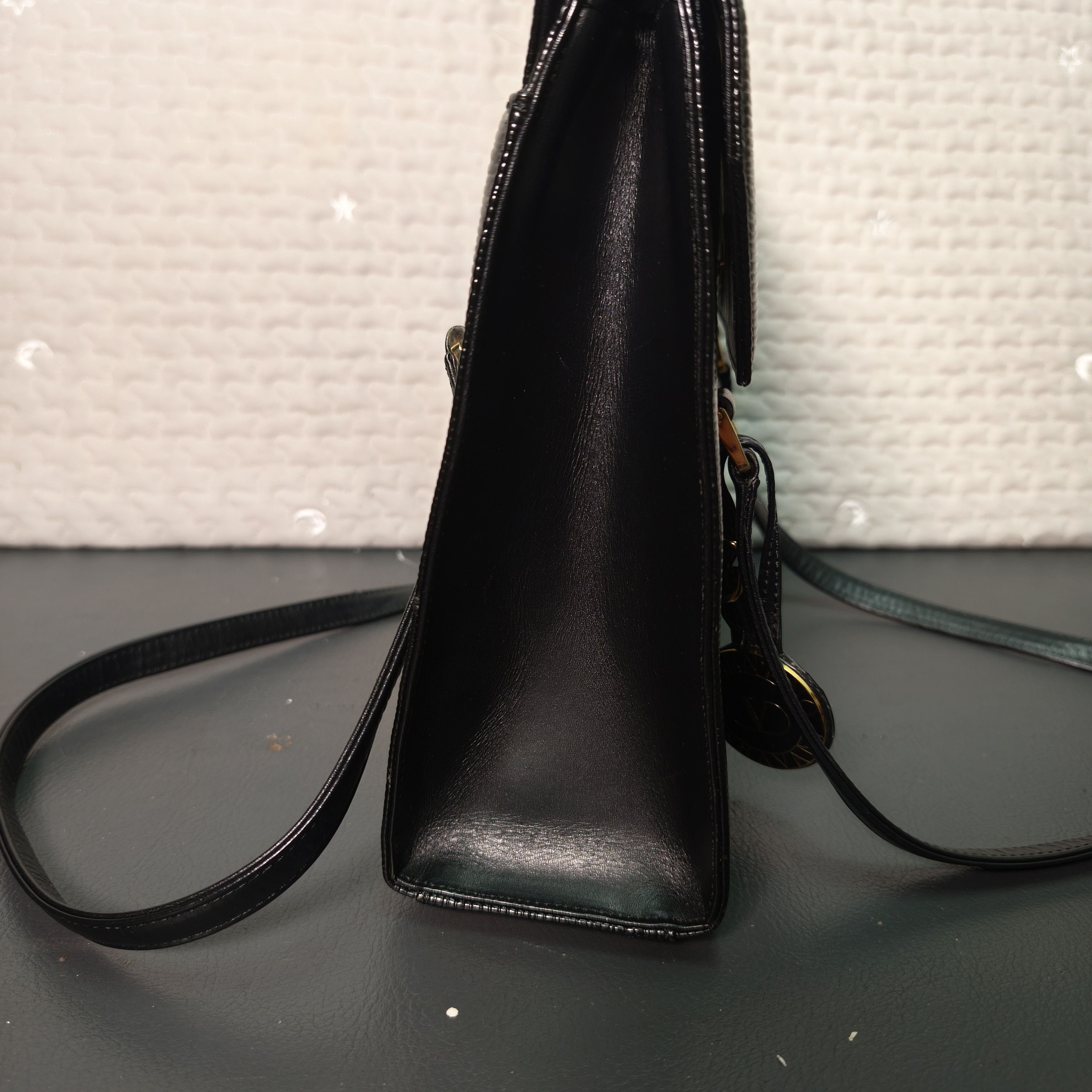Valentino × Vintage Vintage Valentino Garavani Handbags Size ONE SIZE - 14 Thumbnail