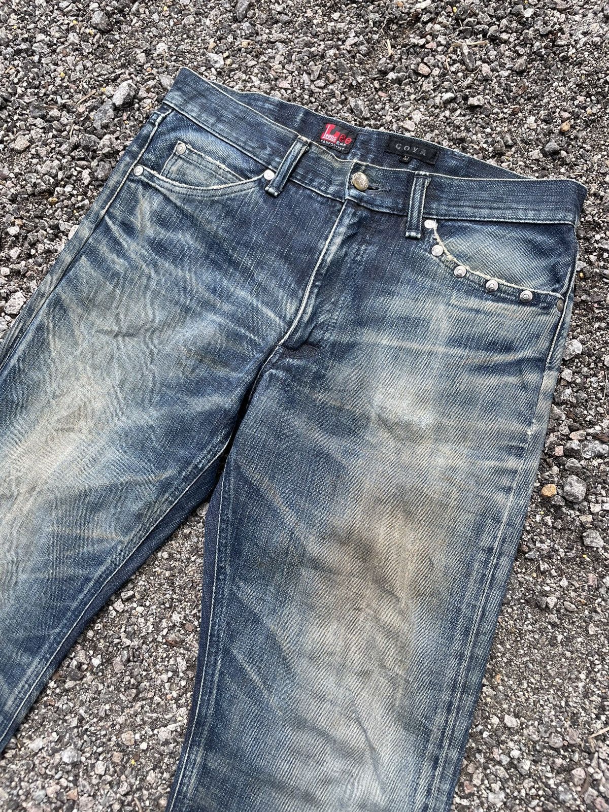Lee 🔥Accept Binding Offer🔥 Disstressed Lee Denim jeans Vintage Size US 29 - 6 Thumbnail