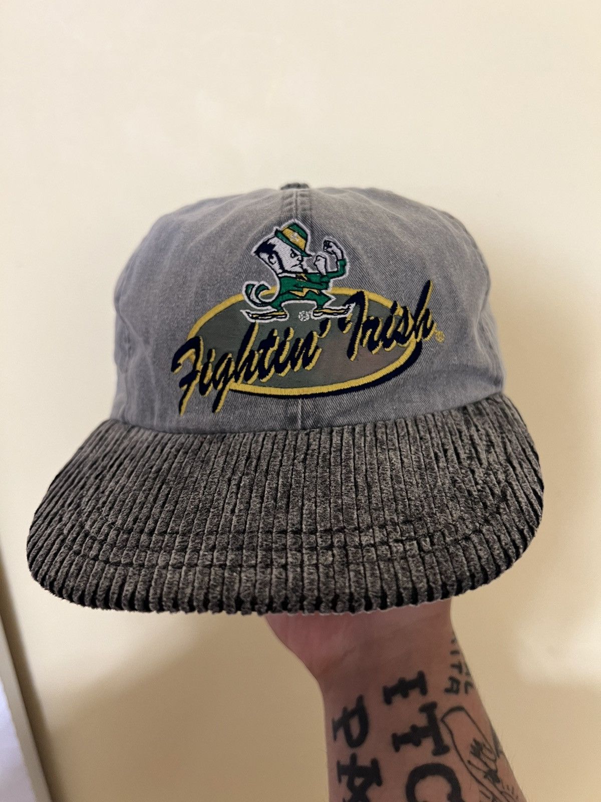 Vintage ***FINAL DROP***RARE 90s NOTRE DAME FIGHTIN IRISH CORD CAP