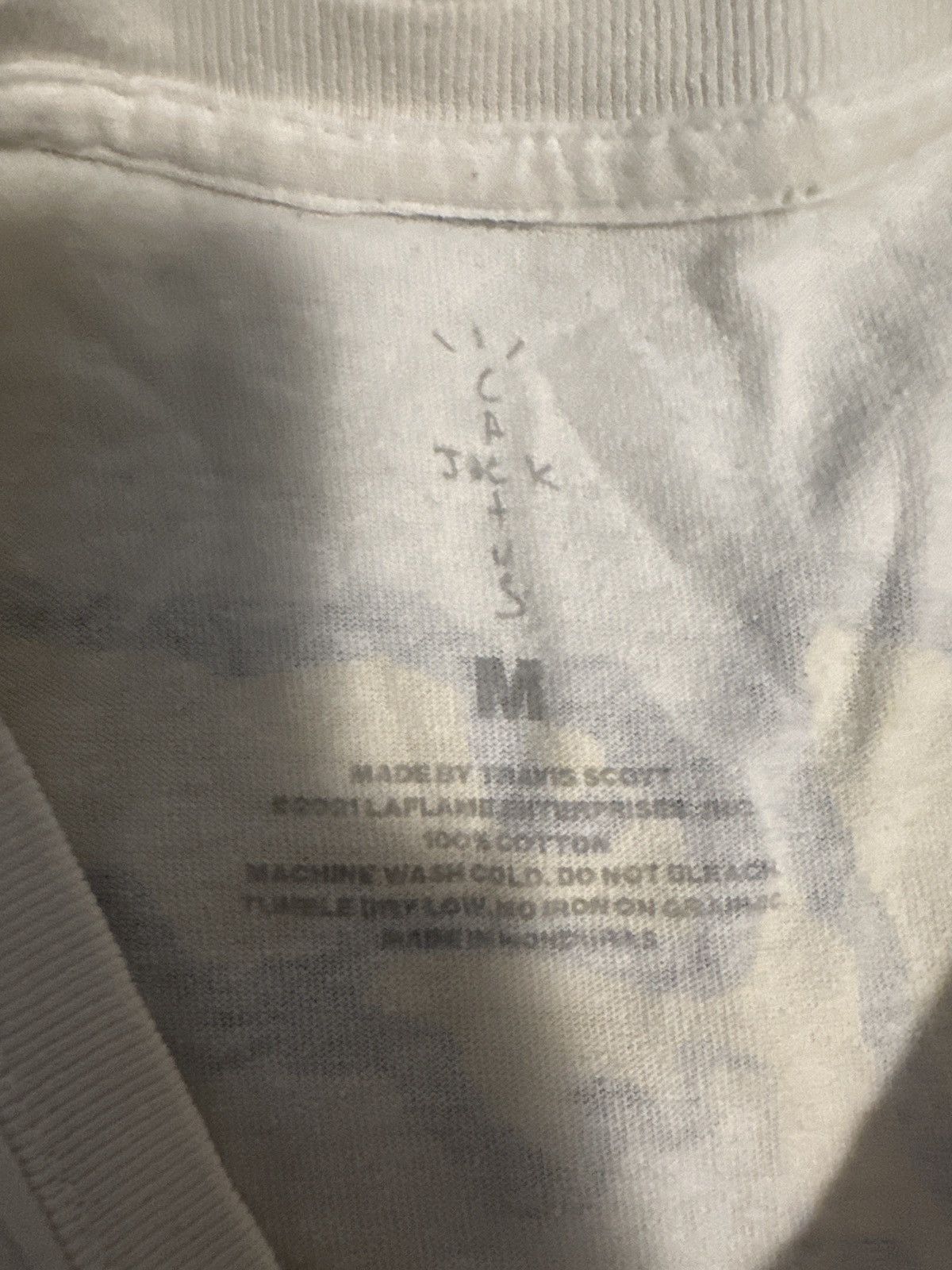 Kaws × Travis Scott Travis Scott x KAWS T-Shirt Size US M / EU 48-50 / 2 - 2 Thumbnail
