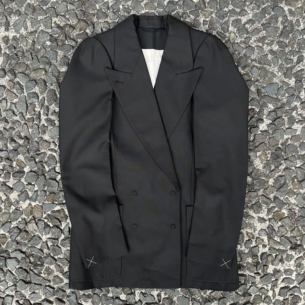 H&M × Maison Margiela Maison Margiela x H&M Re-Edition S/S1989 Shoulder Jacket Size XS / US 0-2 / IT 36-38 - 4 Thumbnail