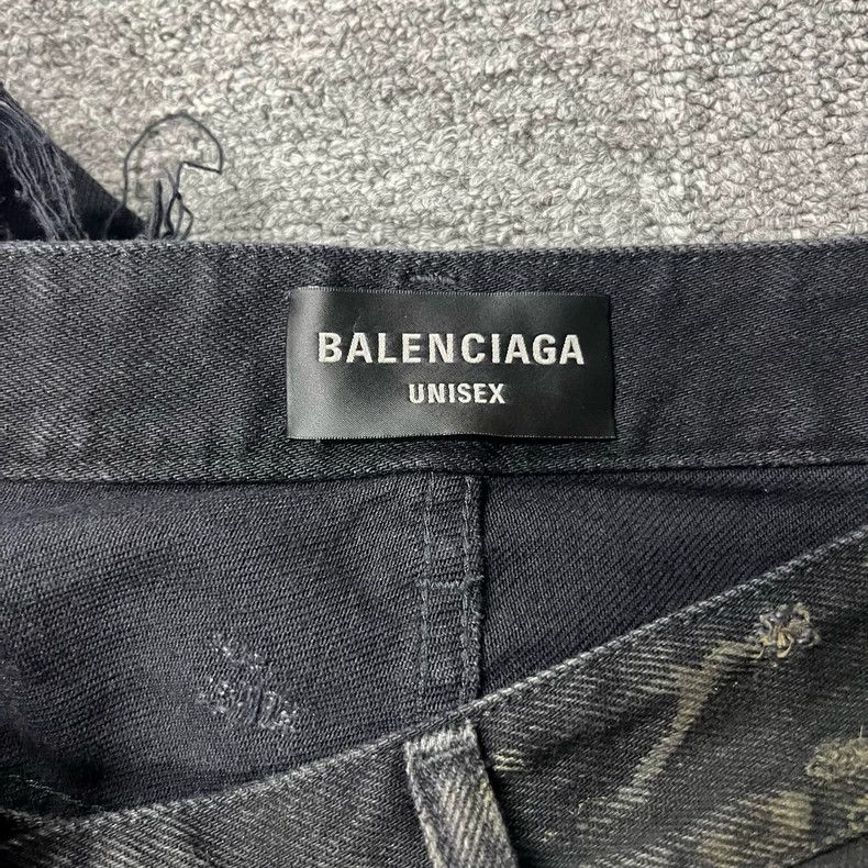 Balenciaga Balenciaga size XS Crimson tear and dirt effect pocket str Size US 27 - 3 Thumbnail