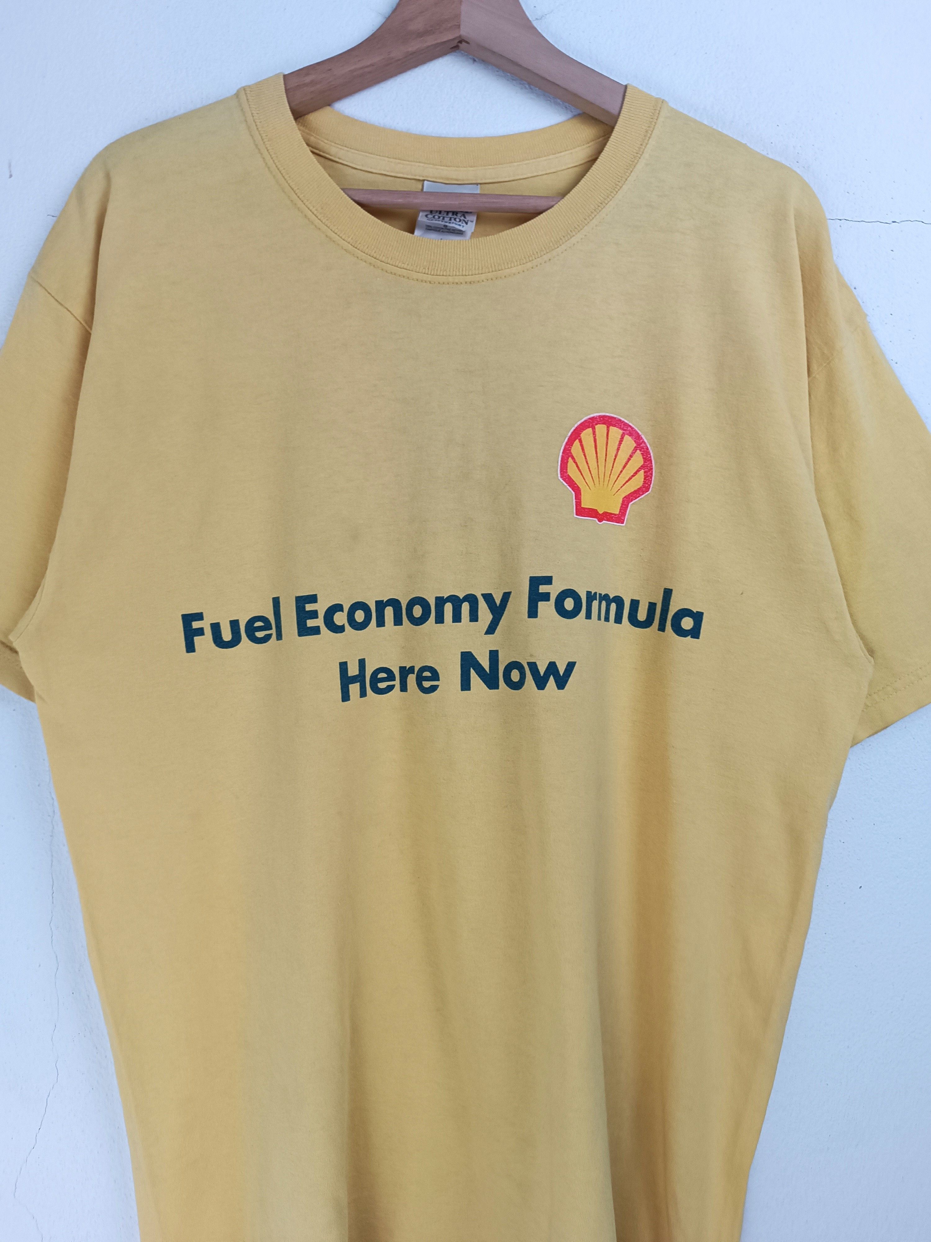 Vintage VINTAGE 2000s SHELL FUEL FADED VERY RARE F1 RACING CAR JDM Size US L / EU 52-54 / 3 - 5 Thumbnail