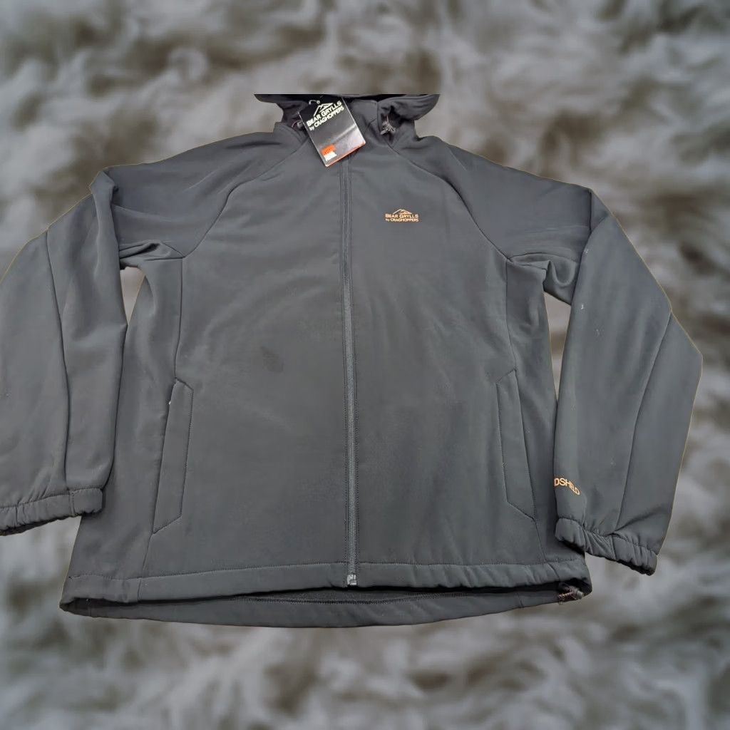 Vintage Bear Grylls Craghoppers Jacket Mens L Hooded Outdoor Black Softshell Jacket Size US L / EU 52-54 / 3 - 1 Thumbnail