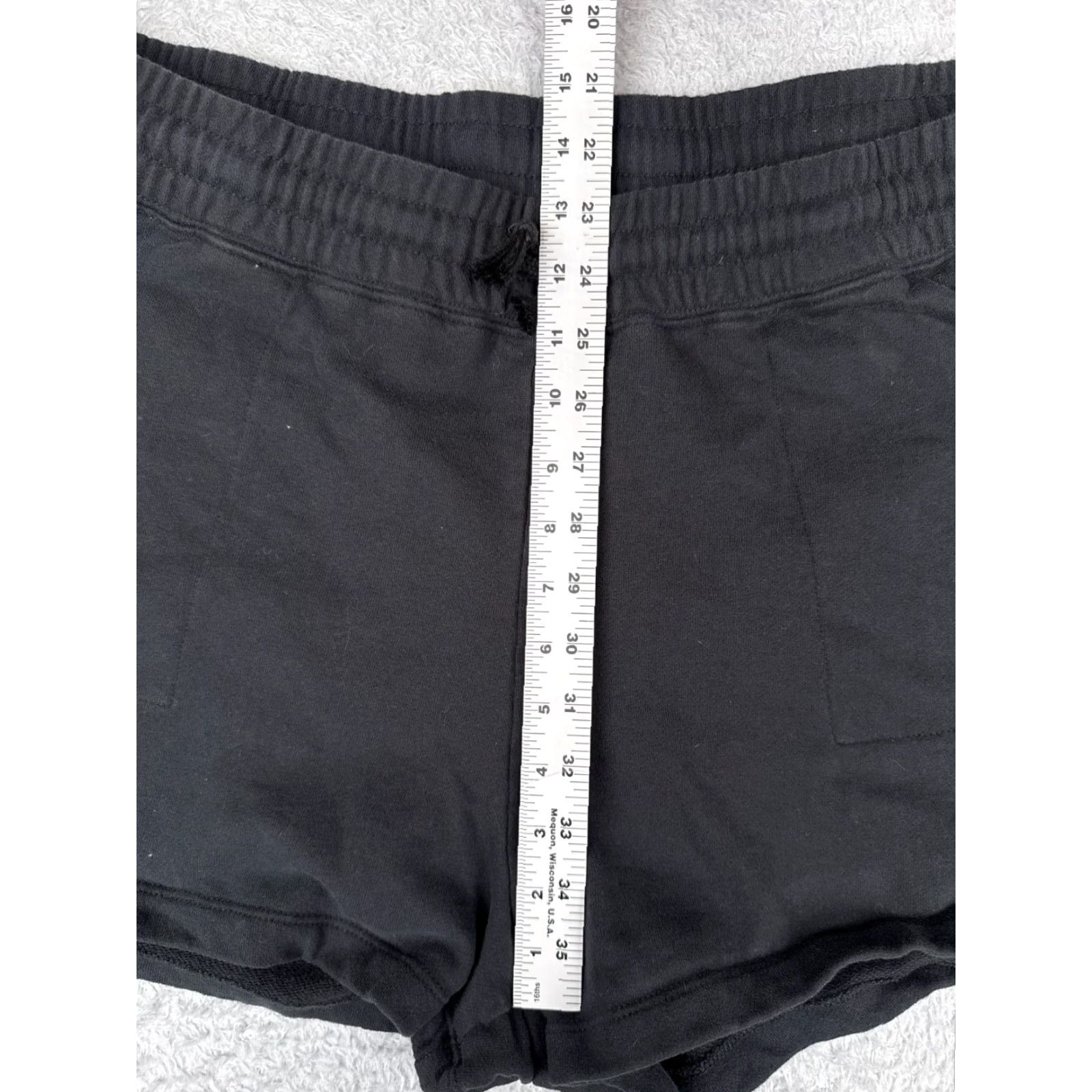 The North Face The North Face Short Women 2XL Black Sweat Elastic Waist French Terry Cotton Size 40" / US 18 - 7 Thumbnail