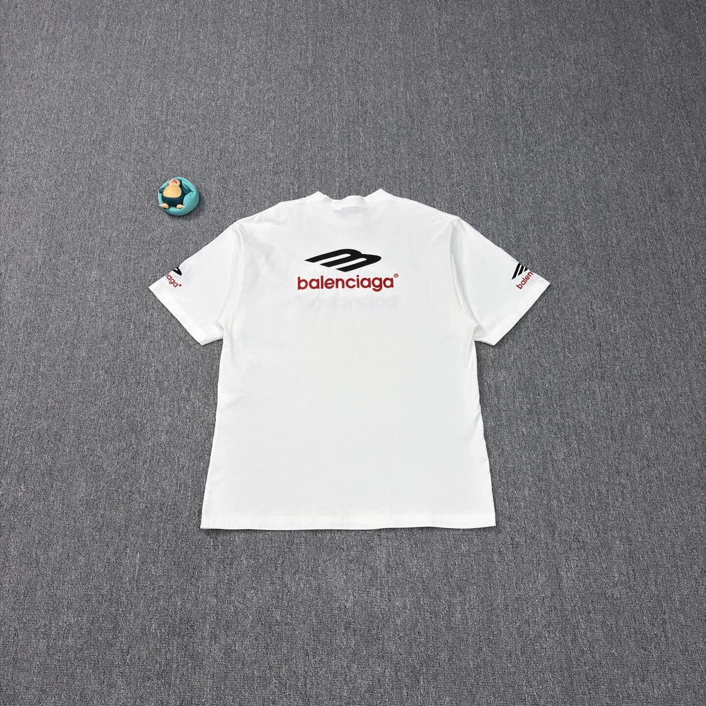 Balenciaga Balenciaga Embroidered Logo White Short Sleeve T S Near New Size US S / EU 44-46 / 1 - 2 Thumbnail