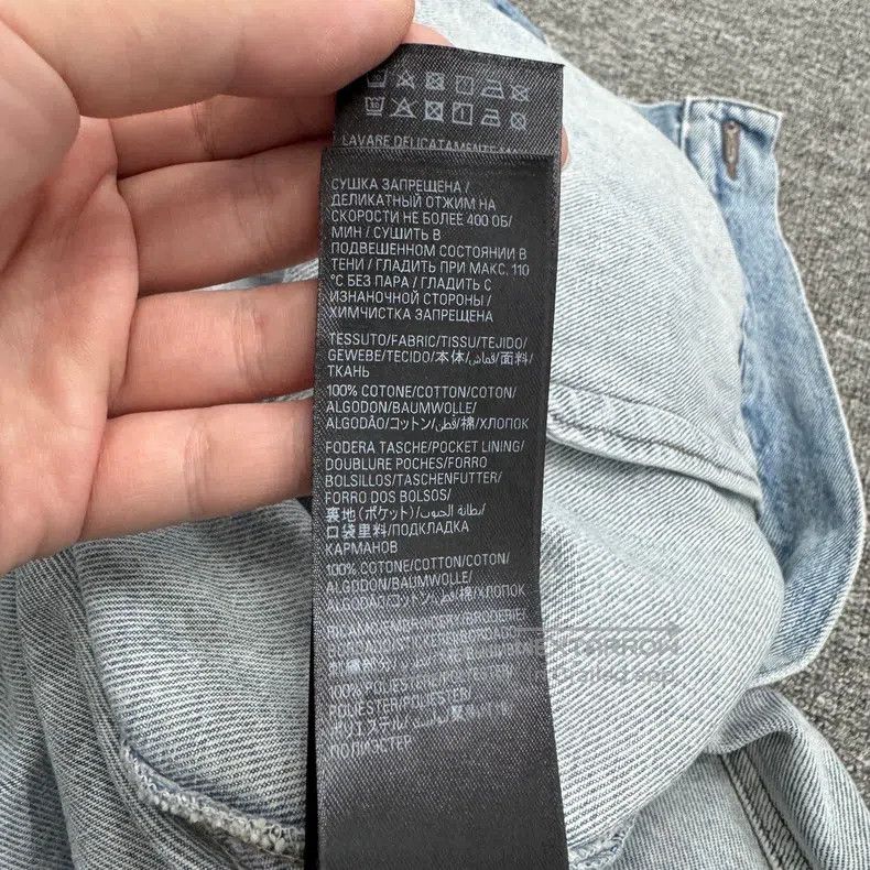 Balenciaga Balenciaga Embroidered Letter Distressed Denim Jacket Size US L / EU 52-54 / 3 - 4 Thumbnail