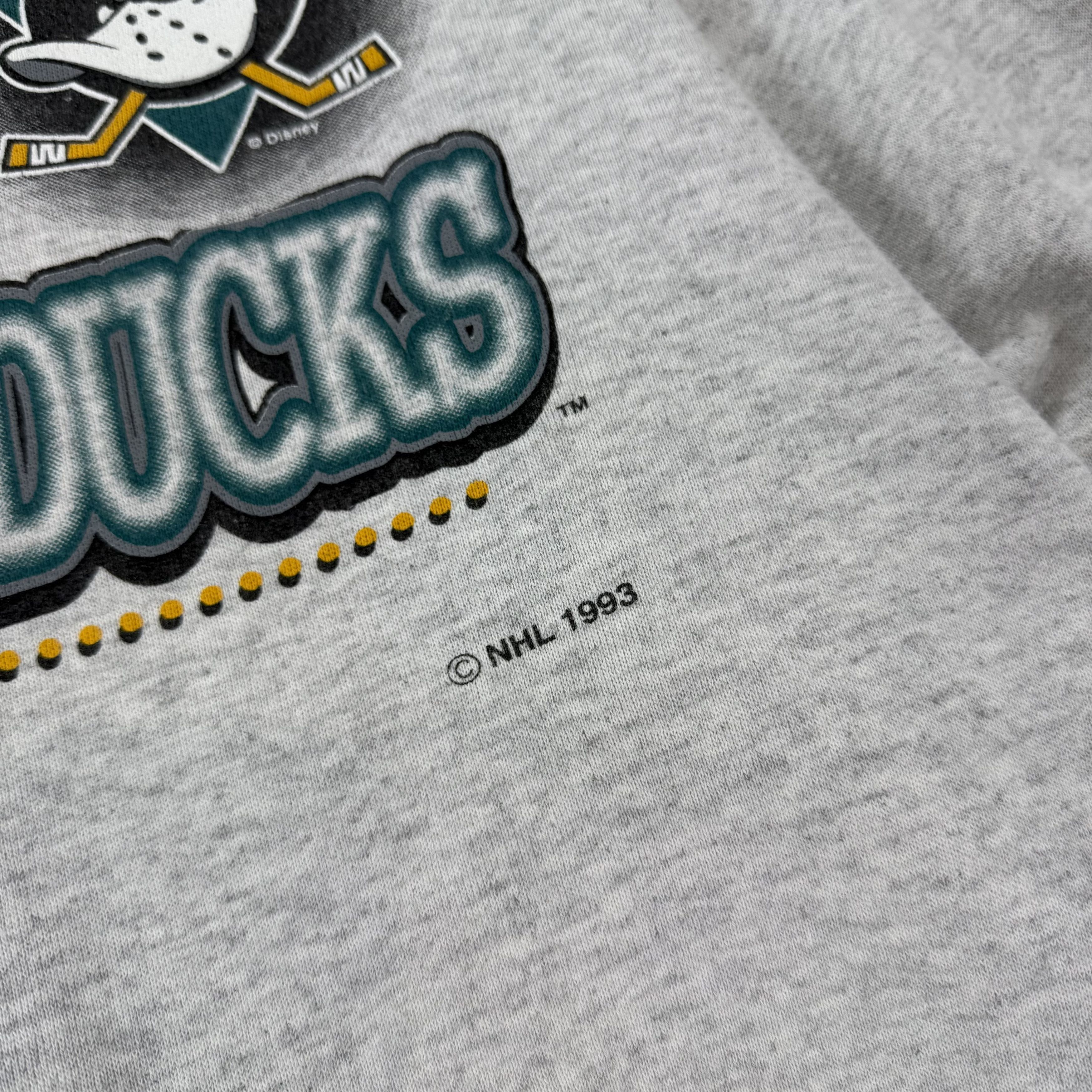 Vintage Vintage Mighty Ducks 1993 NHL Crewneck Graphic Sweatshirt Size US M / EU 48-50 / 2 - 9 Thumbnail