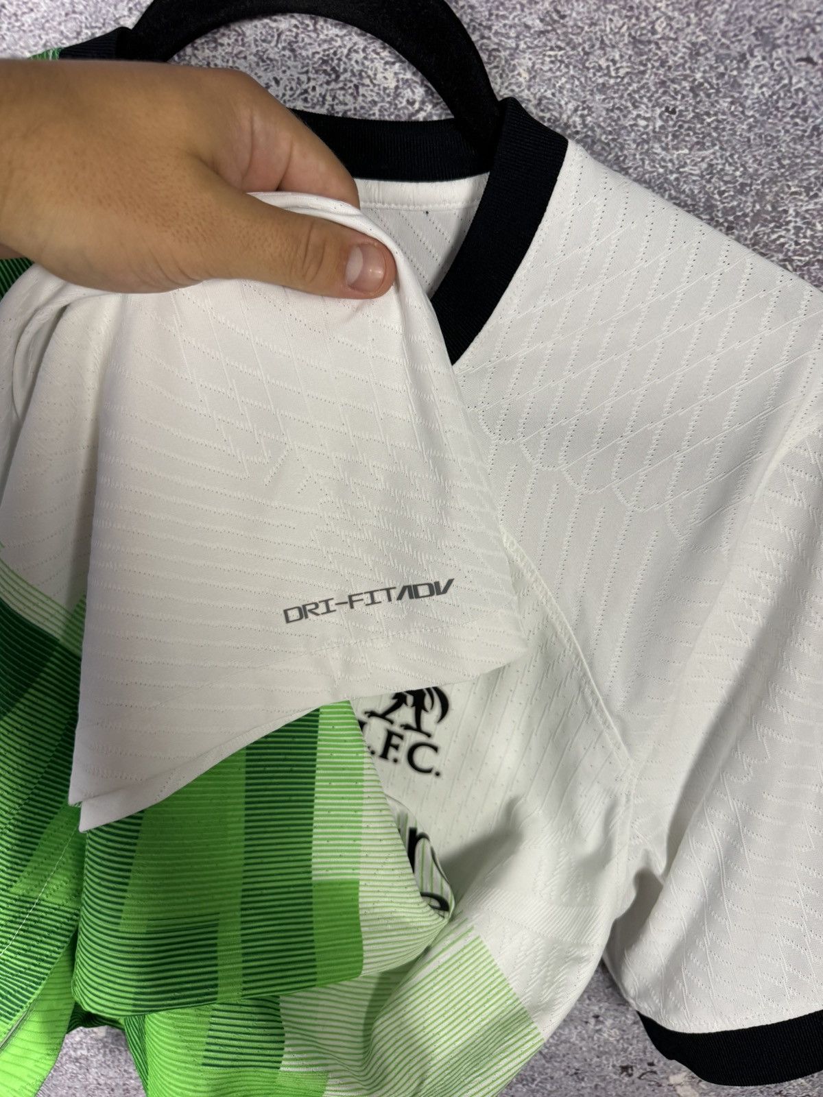 Nike M.SALAH Liverpool 2023/24 Away Nike DrifitADV Soccer Jersey Size US S / EU 44-46 / 1 - 12 Thumbnail