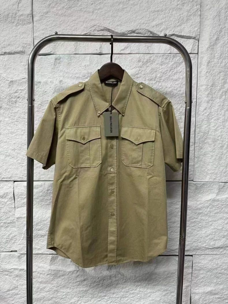Balenciaga Balenciaga size 38 Khaki Back Logo Tactical Shirt Size M / US 6-8 / IT 42-44 - 1 Thumbnail