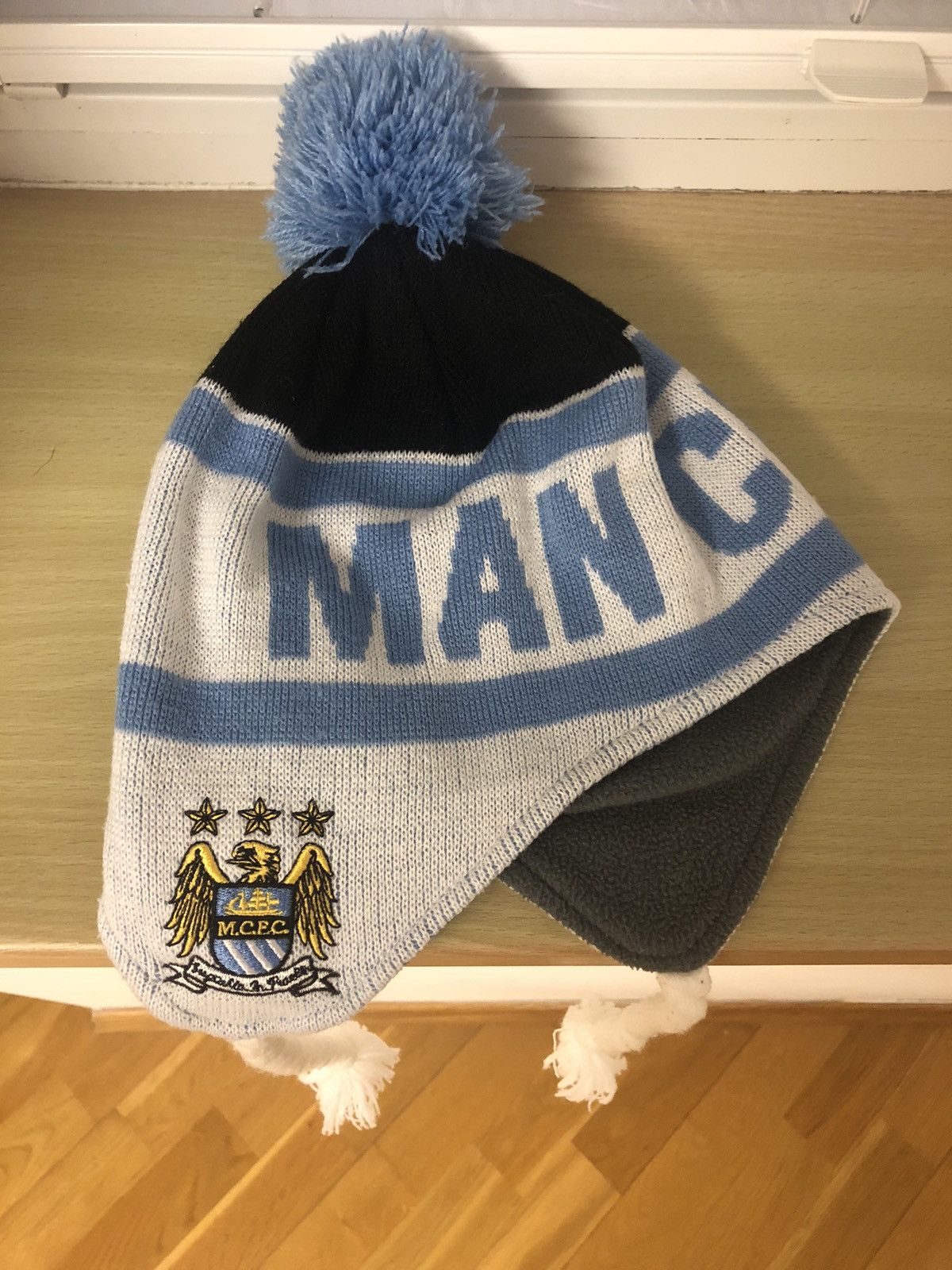 New Era × Vintage MANCHESTER CITY VINTAGE FOOTBALL RARE SOCCER BEANIE HAT Size ONE SIZE - 1 Thumbnail