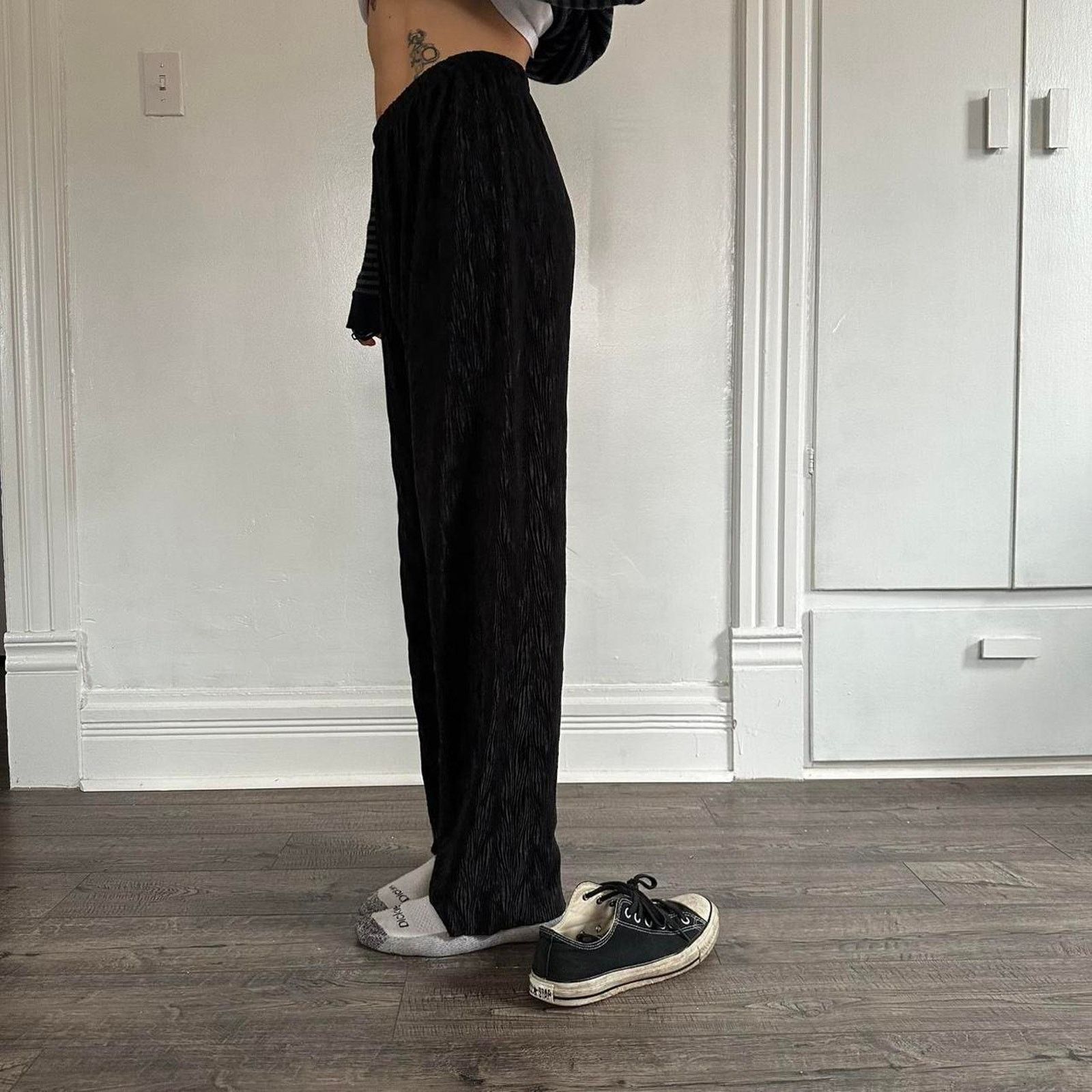 Vintage Vintage 80s Black Pleat Wavy Ruch Straight Light Pants Slack Size 28" / US 6 / IT 42 - 7 Thumbnail