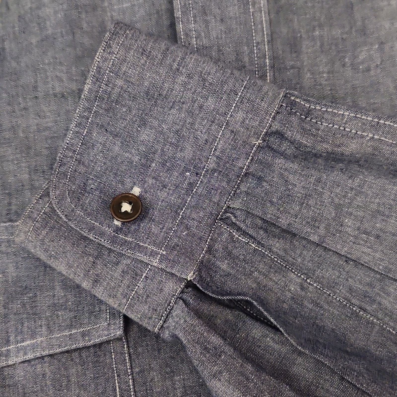 Bill Blass Bill Blass Vintage chambray button up. Size Men's M Size US M / EU 48-50 / 2 - 6 Thumbnail