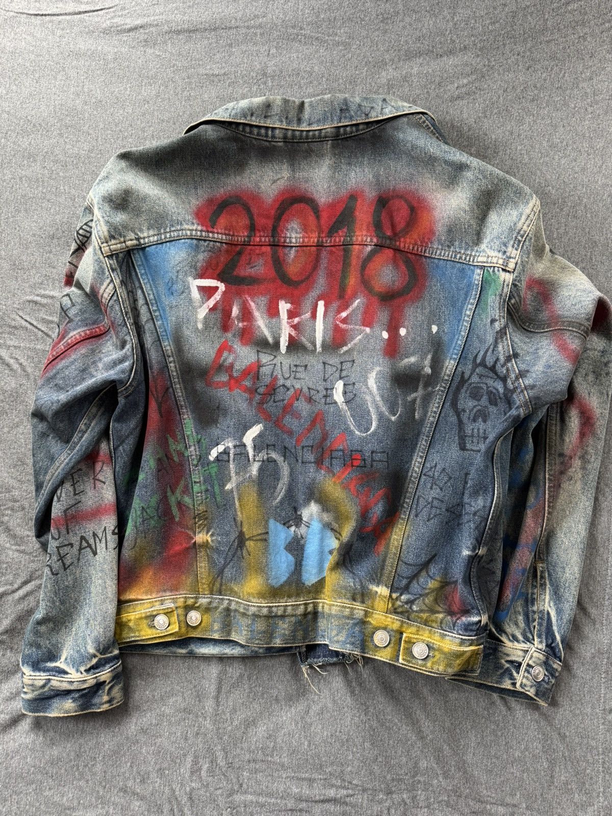 Balenciaga Balenciaga Denim Jacket Custom Painted Grafitti All-Over Size US S / EU 44-46 / 1 - 2 Thumbnail