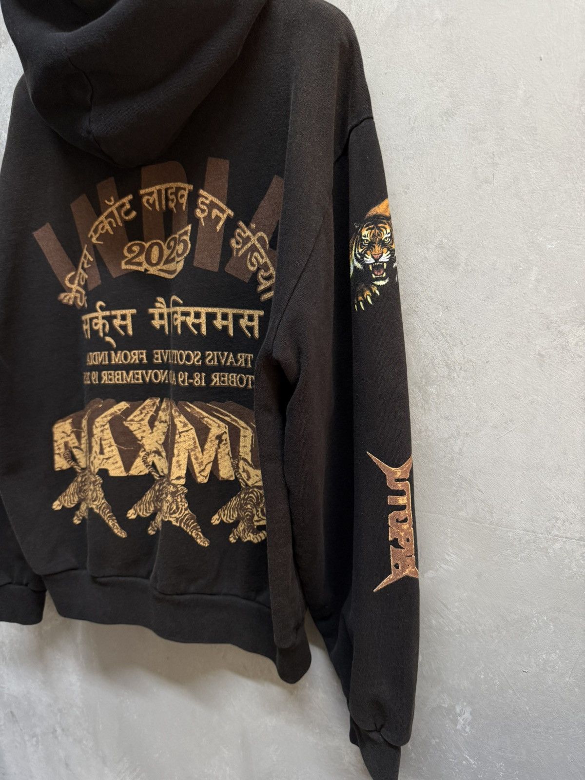 Travis Scott Travis Scott Circus Maximus India Tour 2025 Hoodie Size US L / EU 52-54 / 3 - 3 Thumbnail