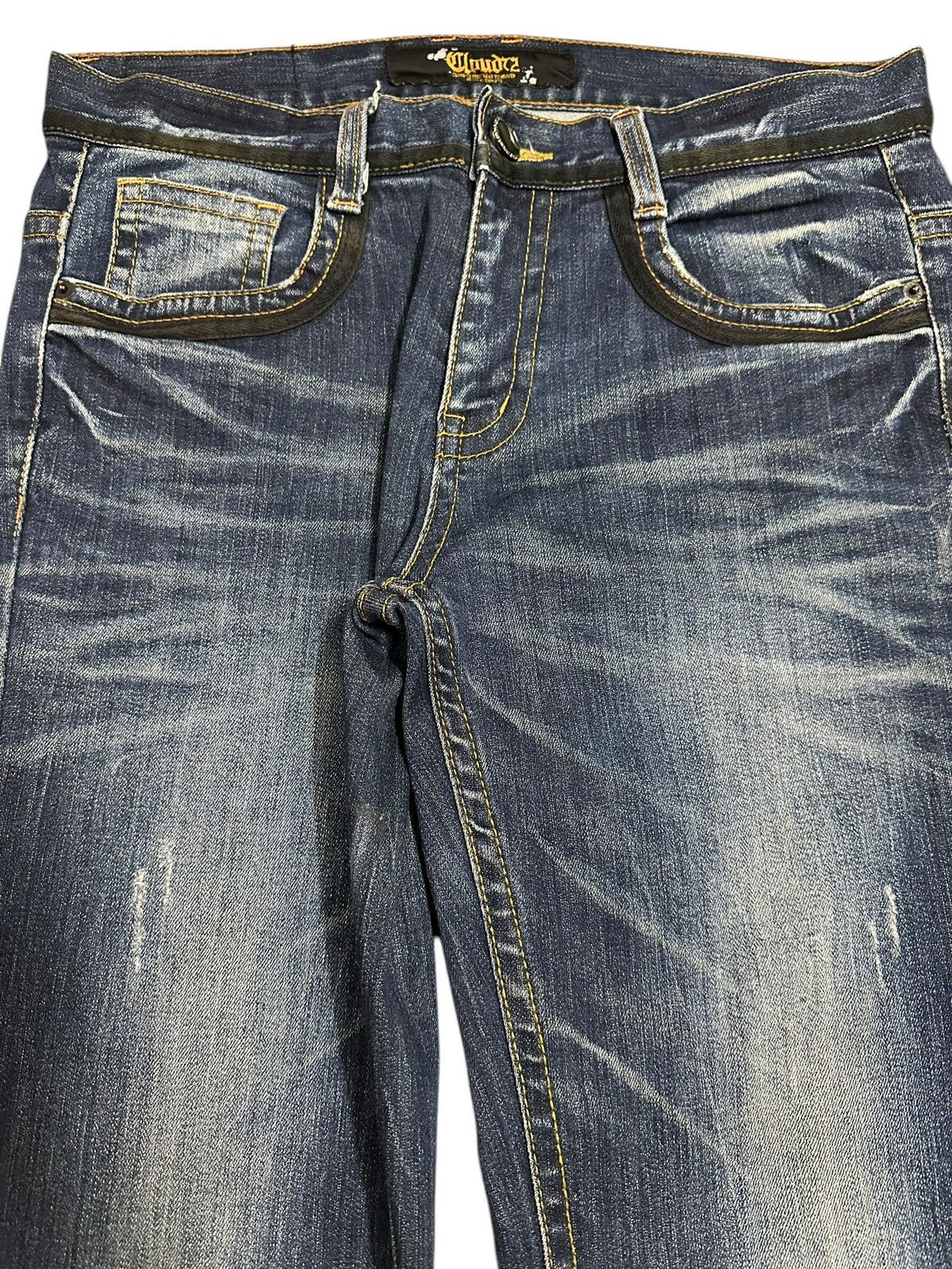 Japanese Brand Vintage Japanese Brand Blue Bleached Style Loose Jeans Size US 32 / EU 48 - 4 Thumbnail