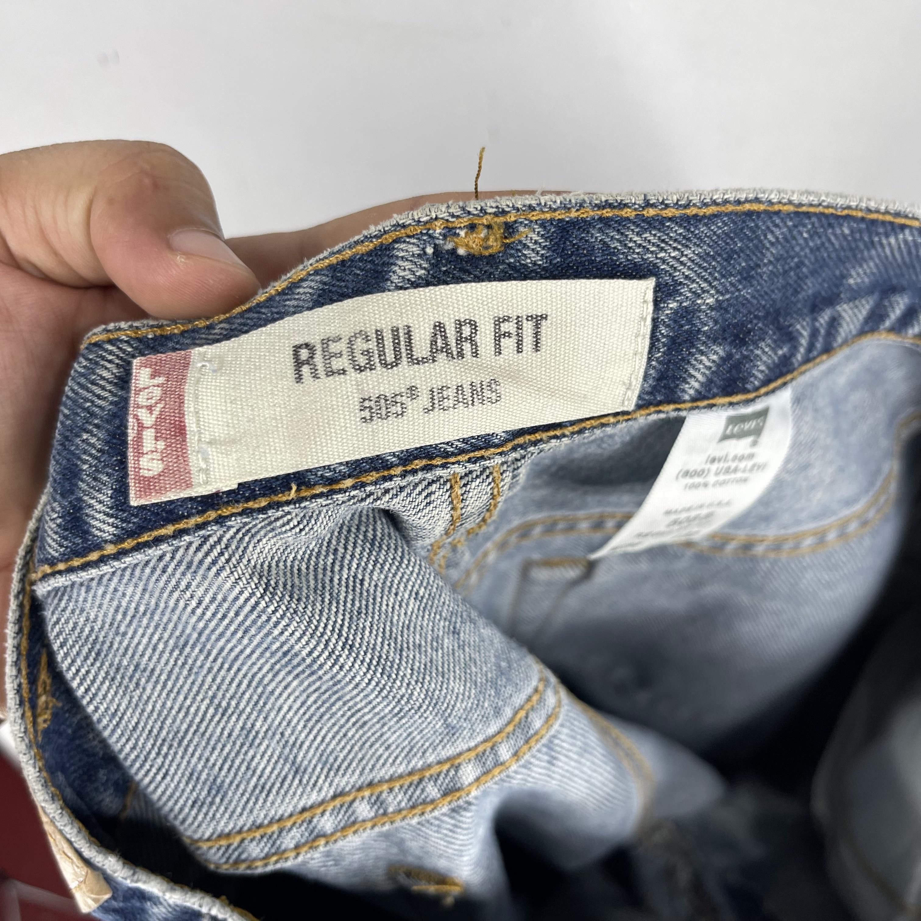 Levi's × Vintage W32 L31 Vintage Levis 505 Distressed Medium Wash Jeans Size US 32 / EU 48 - 6 Thumbnail