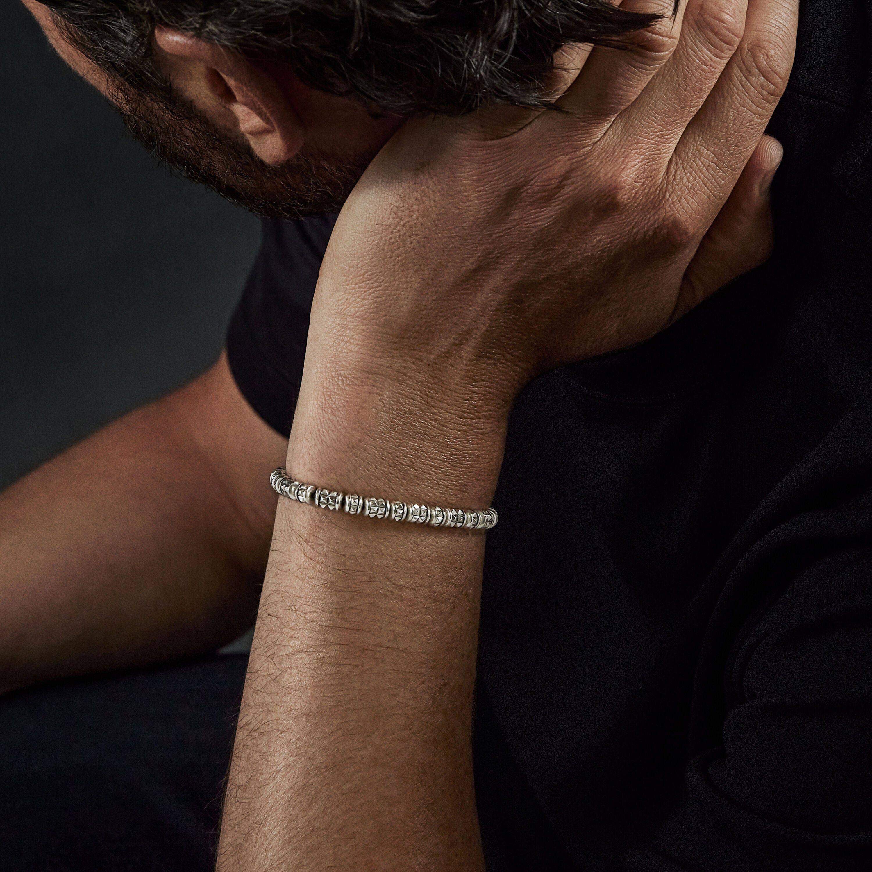 David Yurman o1w1db10526 B25479M /Size:S/Pyramid Bead Bracelet in Silver Size ONE SIZE - 3 Thumbnail
