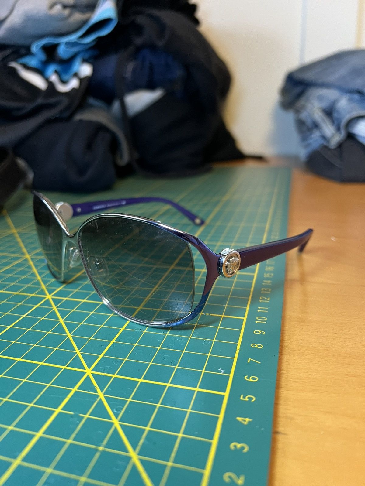 Versace Versace Red/Brown & Pink Medusa Icon Aviator Sunglasses Size ONE SIZE - 2 Thumbnail