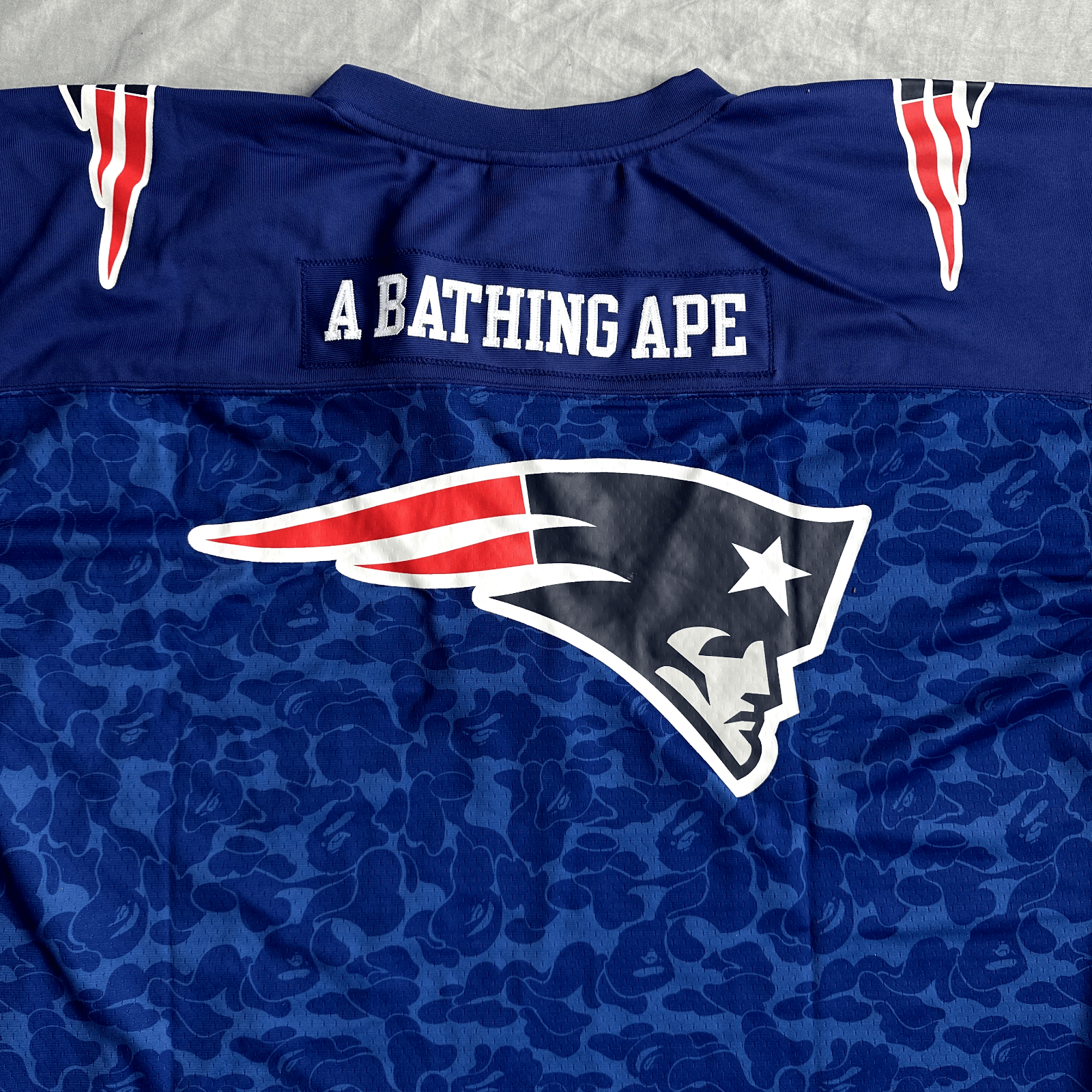 Bape BAPE x Mitchell & Ness NFL New England Patriots Legacy Jers Size US XXL / EU 58 / 5 - 4 Thumbnail