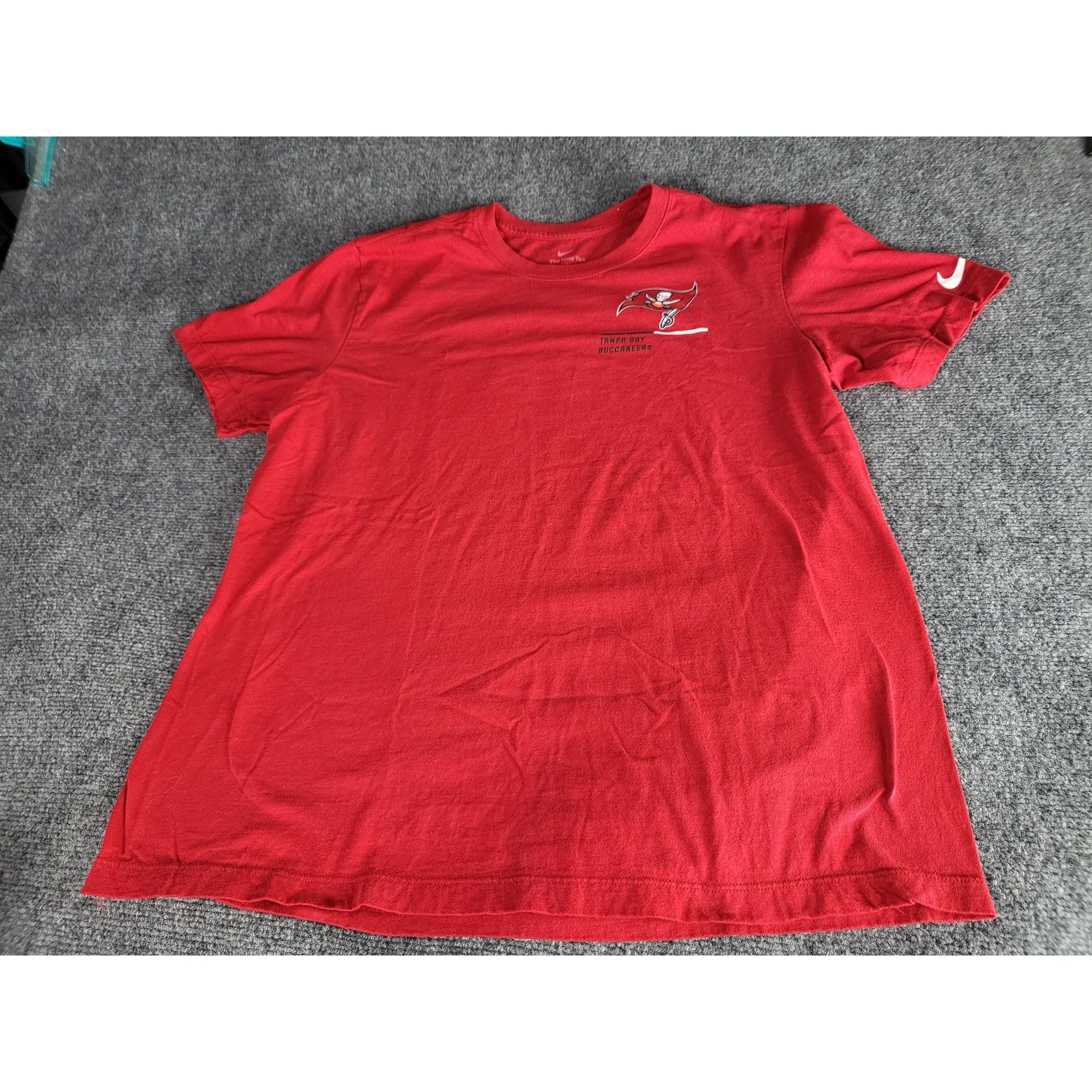 NFL Tampa Bay Buccaneers The Nike Tee Shirt Men Sz L Red Double Size US L / EU 52-54 / 3 - 1 Thumbnail