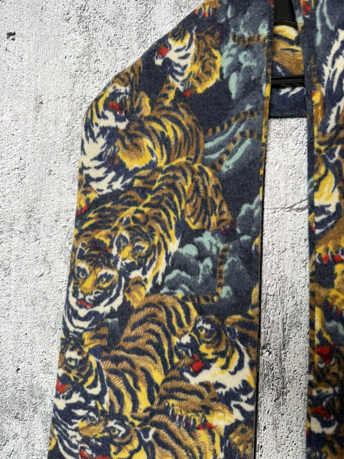 Kenzo Kenzo Paris Wool Tiger All Over Printed Scarf MultiColor Size ONE SIZE - 5 Thumbnail