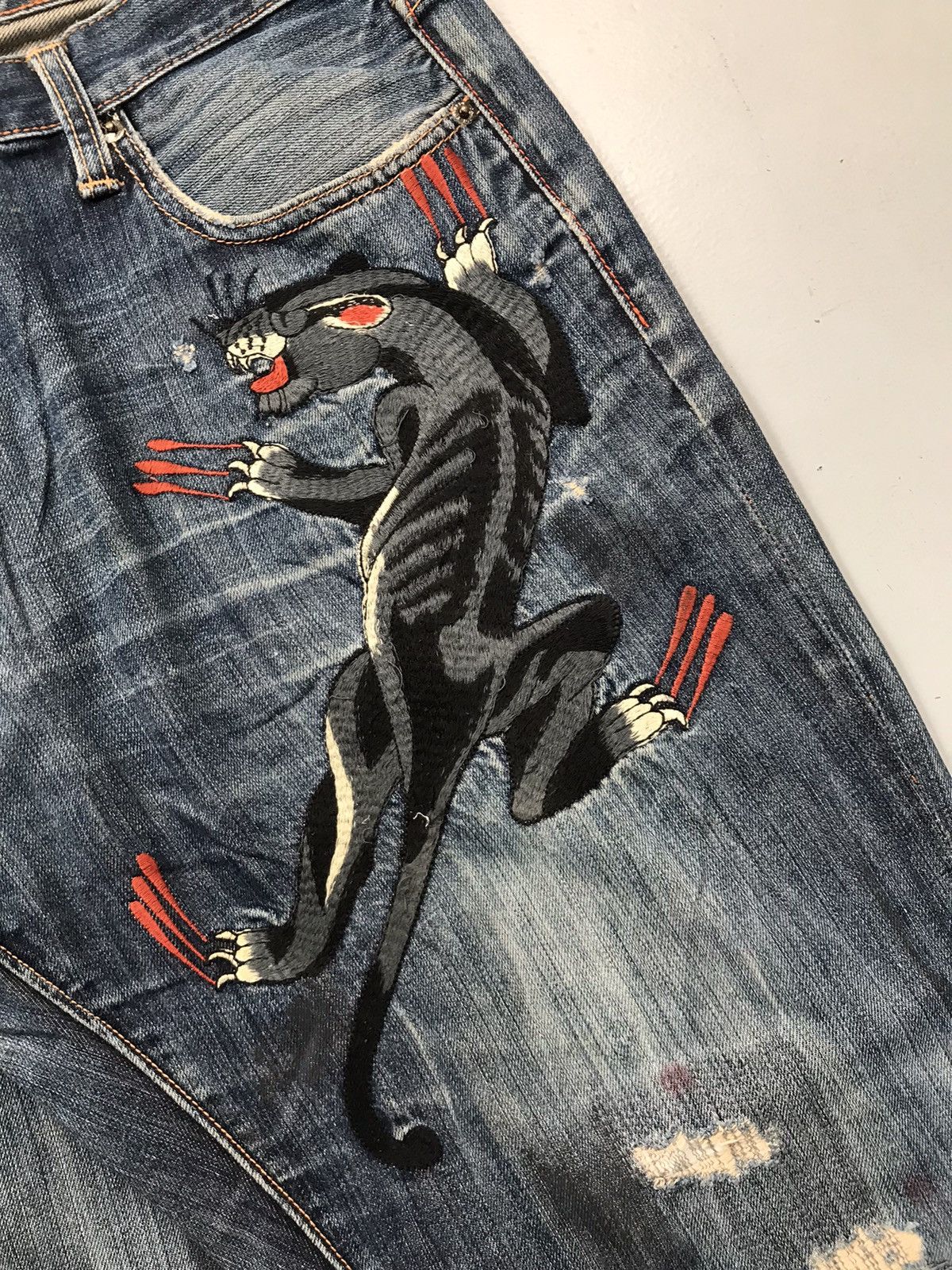 Ed Hardy Vintage Ed hardy embroidered denim Size US 40 / EU 56 - 6 Thumbnail