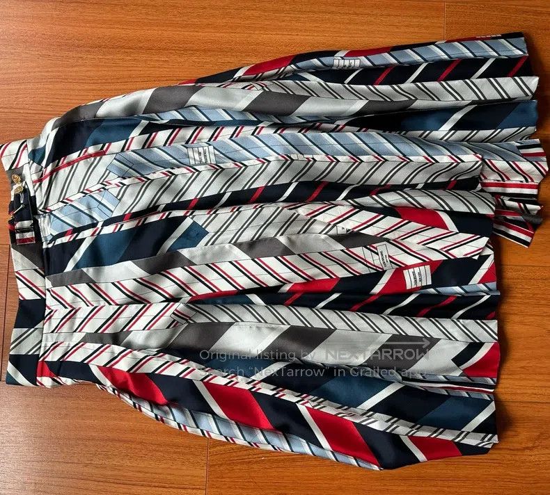 Thom Browne Thom Browne Silk Pleated Skirt Size 26" / US 2 / IT 38 - 4 Thumbnail
