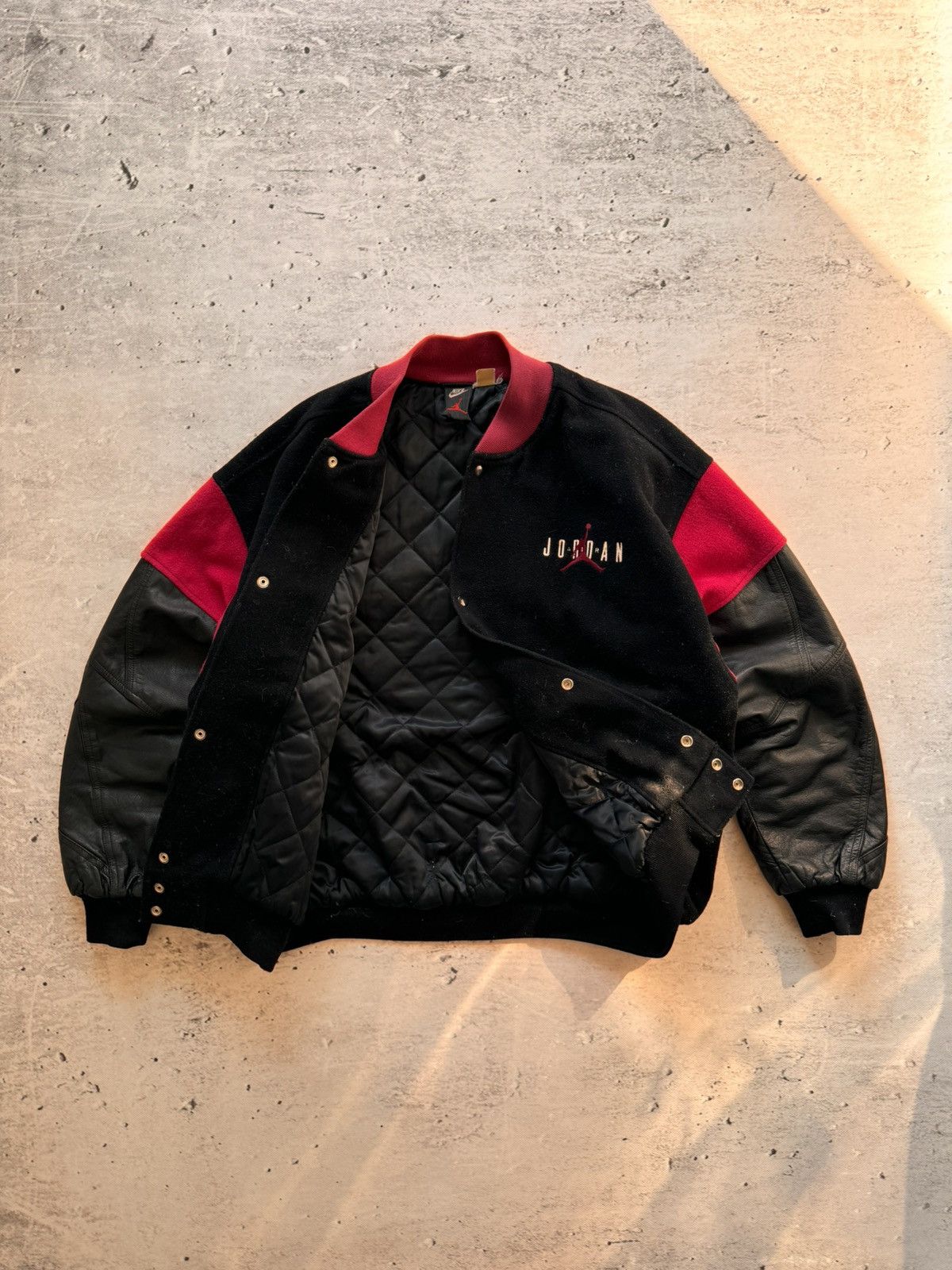 Nike Nike Jordan vintage 90s leather sleeve varsity jacket Size US XL / EU 56 / 4 - 8 Thumbnail