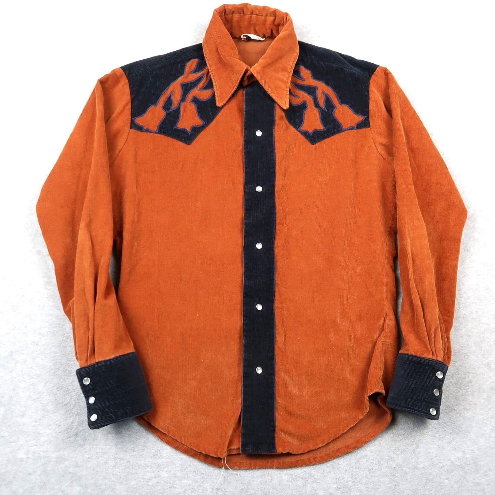 Vintage VINTAGE Western Corduroy Two Tone Pearl Snap Shirt M-L Floral Size M / US 6-8 / IT 42-44 - 2 Thumbnail
