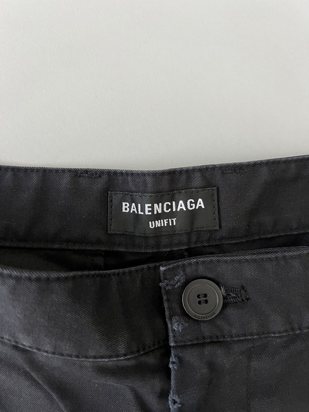Balenciaga Balenciaga Distressed Cropped Pants Size US 36 / EU 52 - 5 Thumbnail