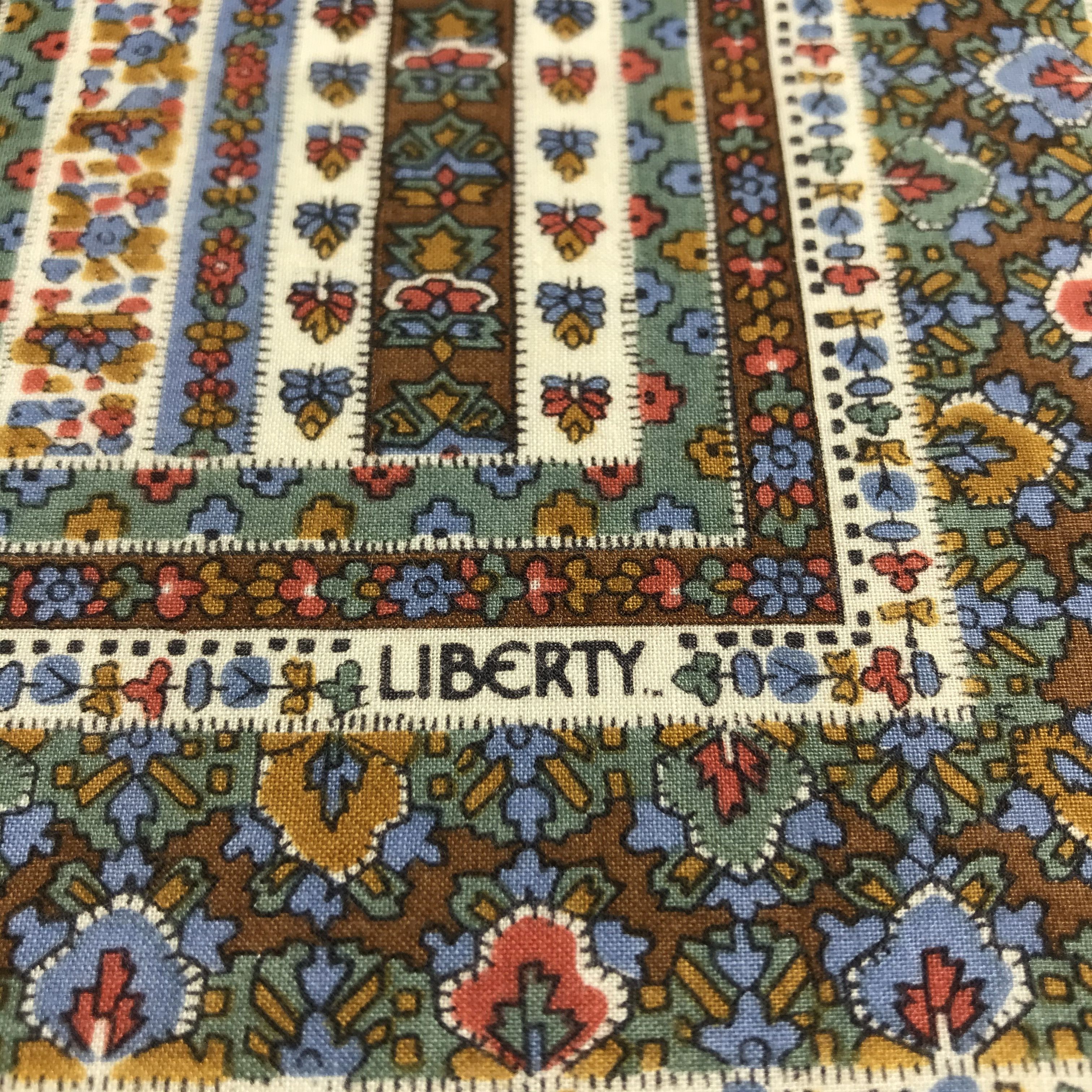Liberty Liberty Floral Handkerchief Neckerchief Bandana H744 Size ONE SIZE - 3 Thumbnail