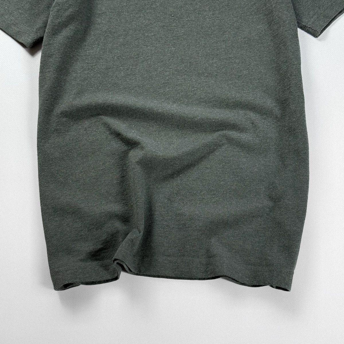 Carhartt Carhartt Script Logo T-Shirt Vintage Size US S / EU 44-46 / 1 - 3 Thumbnail