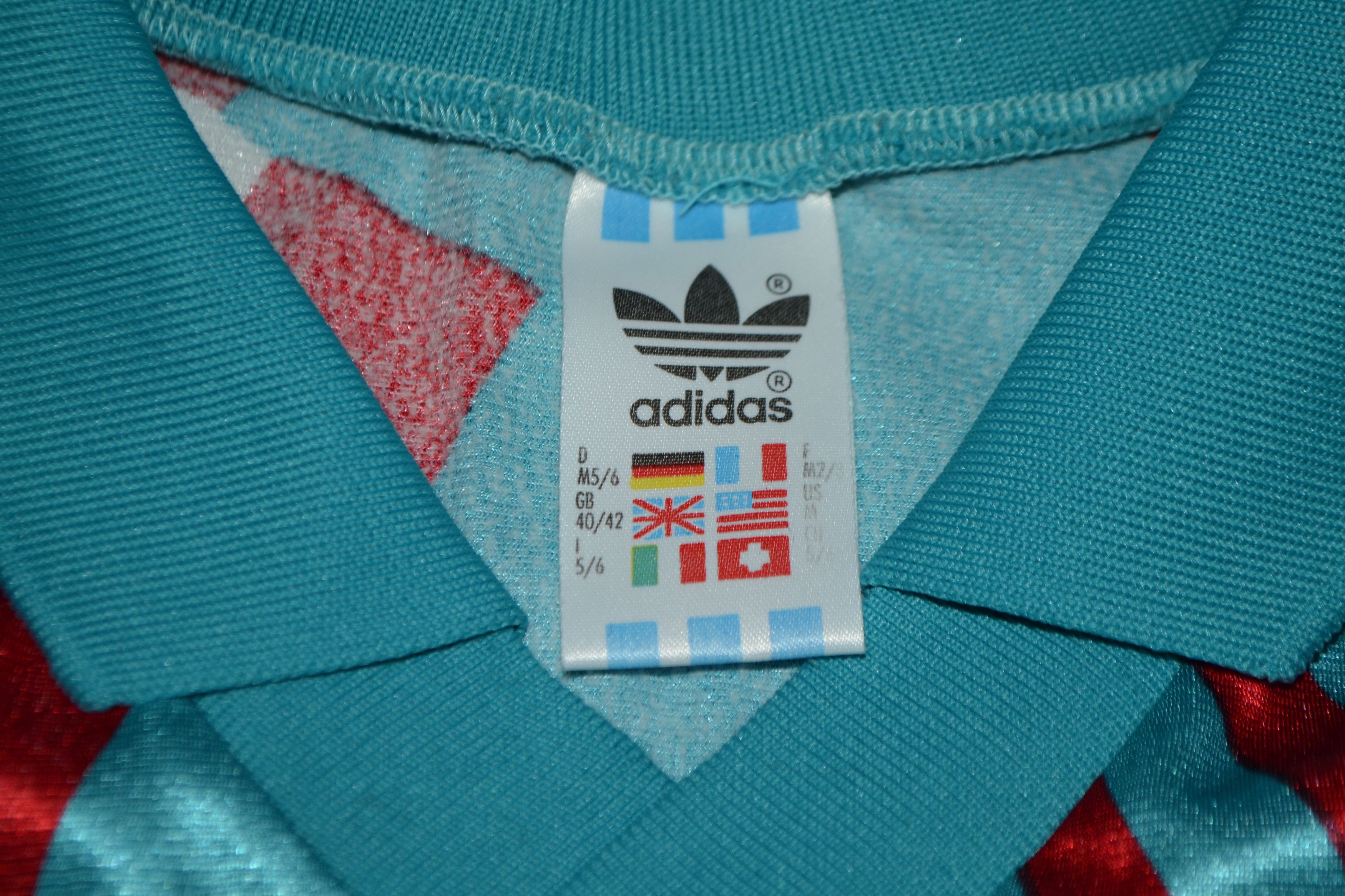 Adidas Vintage Adidas 80s Template Yugoslavia Jersey Football Shirt Size US M / EU 48-50 / 2 - 3 Thumbnail