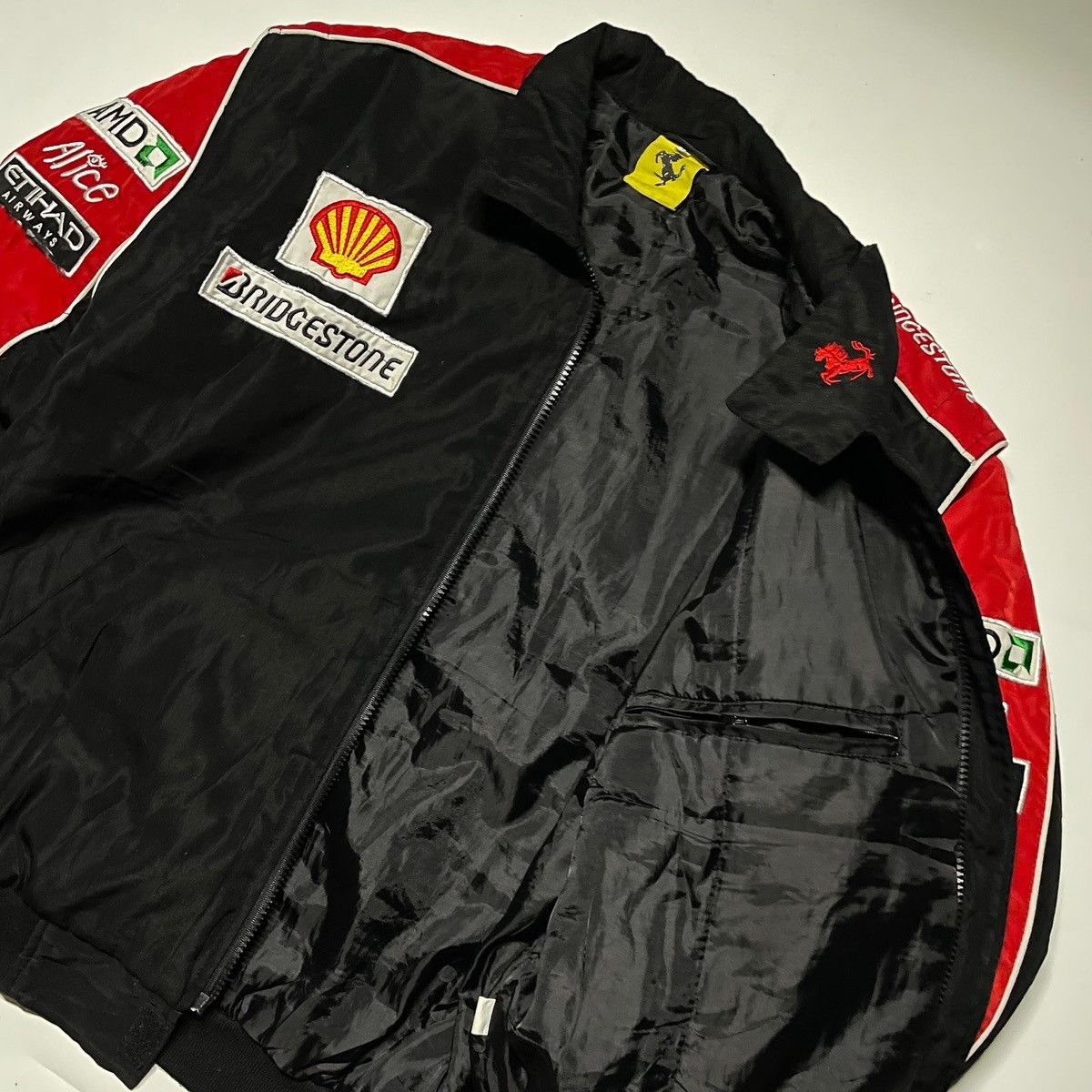 Ferrari × Marlboro × Marlboro Adventure Team F1 Ferrari x Marlboro 1996 Vtg championship team windbreaker Size US M / EU 48-50 / 2 - 3 Thumbnail