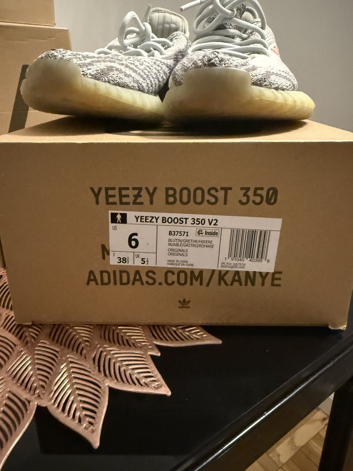 Adidas Adidas Yeezy 350v2 blue tints Size US 6 / EU 39 - 6 Thumbnail